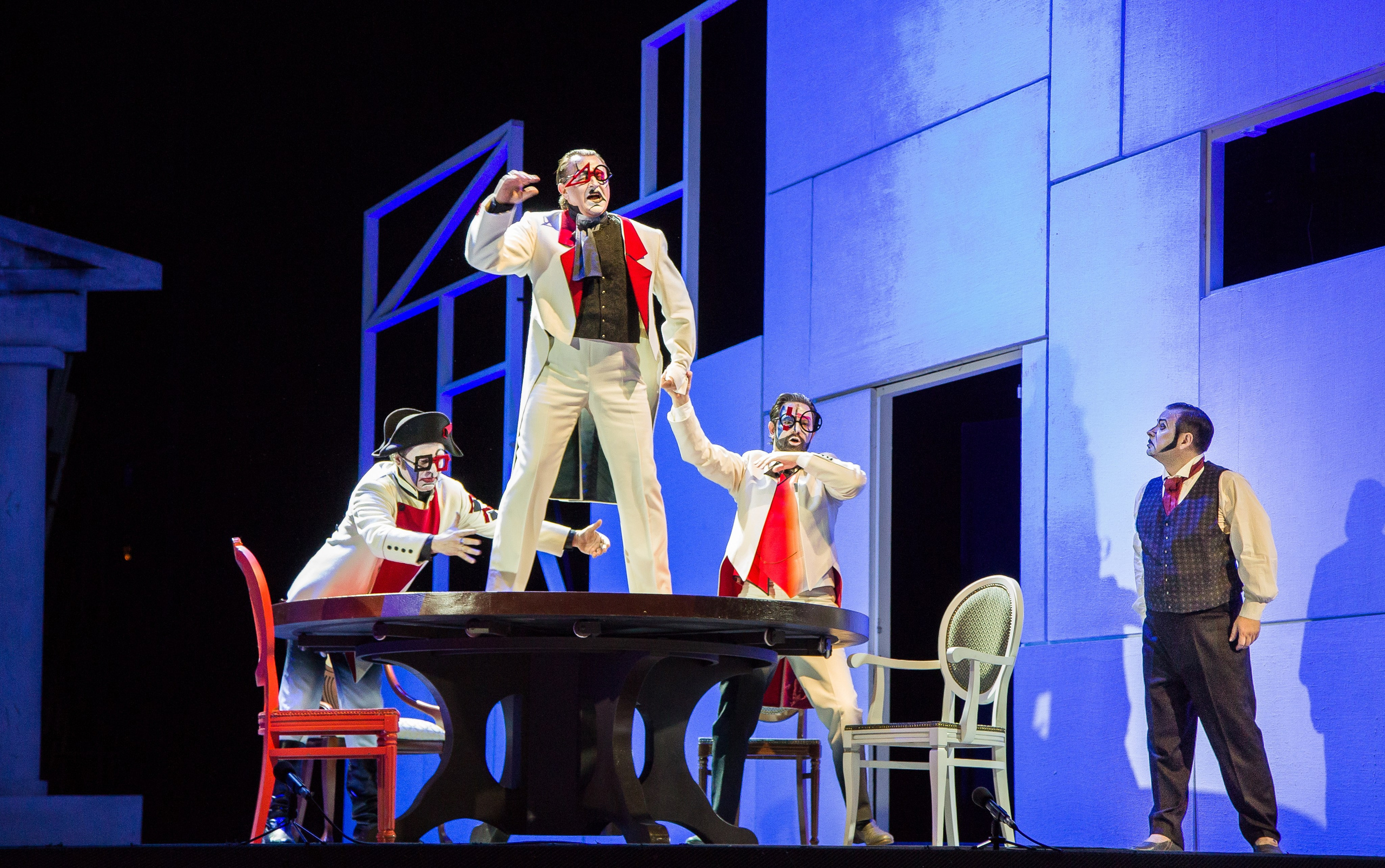 Премьера «Игроков» Шостаковича в Новой опере. Дарья Письменюк / Darya Leitstern — фотограф, музыкант, журналист, путешественник