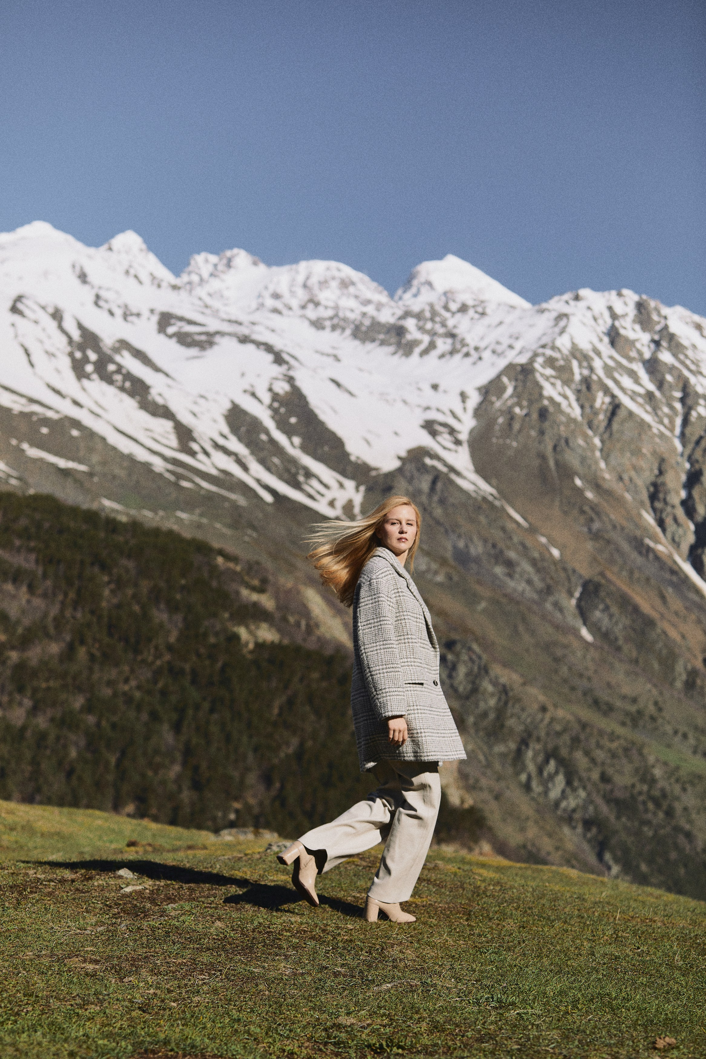 Solstand 2025. Фотограф Продюсер в горах КБР / Москва  Нальчик Горы