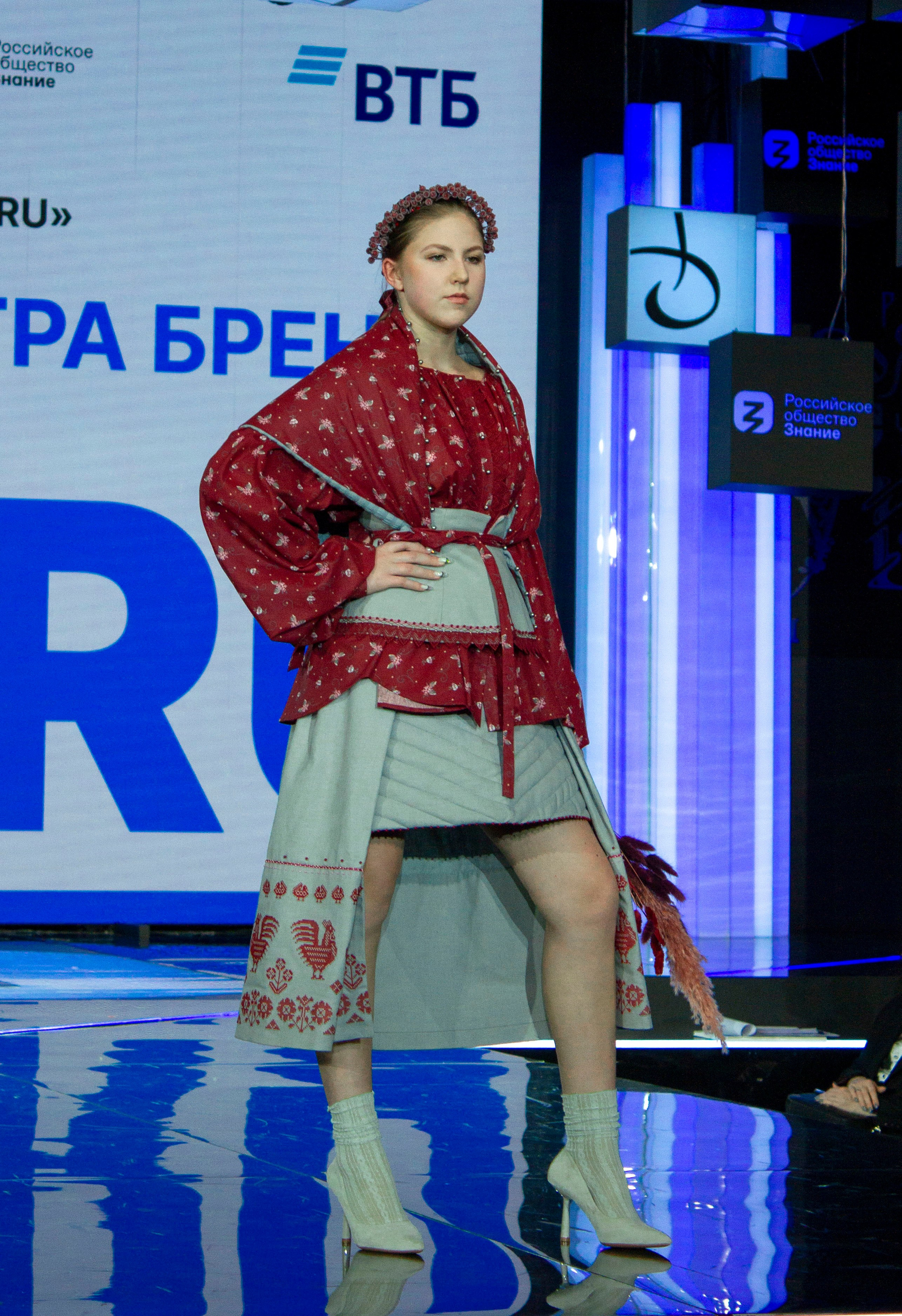 КОНКУРС МОЛОДЫХ ДИЗАЙНЕРОВ «ТОЧКА RU». Репортажный фотограф в Москве Кащеева Анна