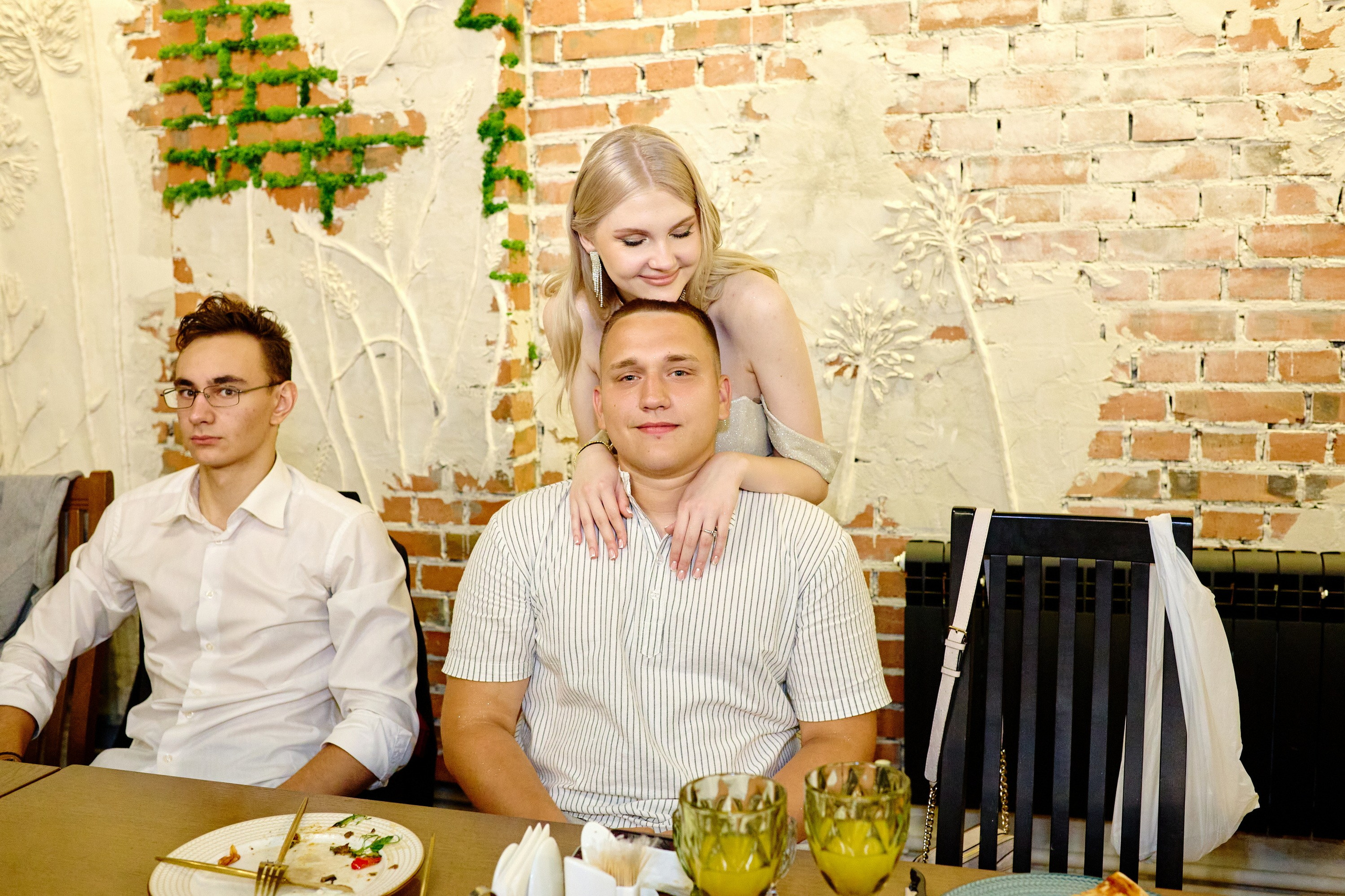 Выпускной 35 Сош. Фотограф Выпускные альбомы Таганрог Сергей Коробченко