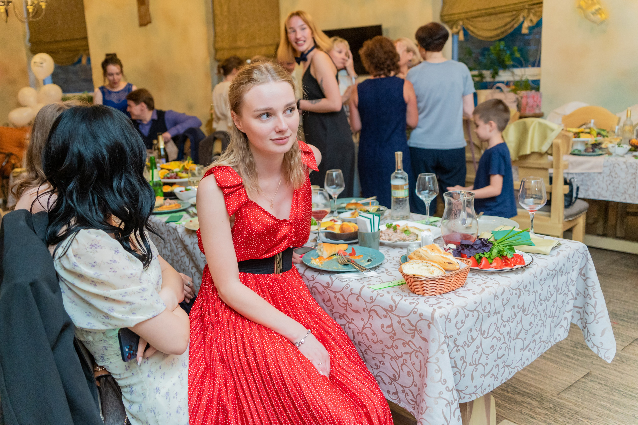 Маша и Игорь. День свадьбы. Репортажный и интерьерный фотограф Александра Солдатова
