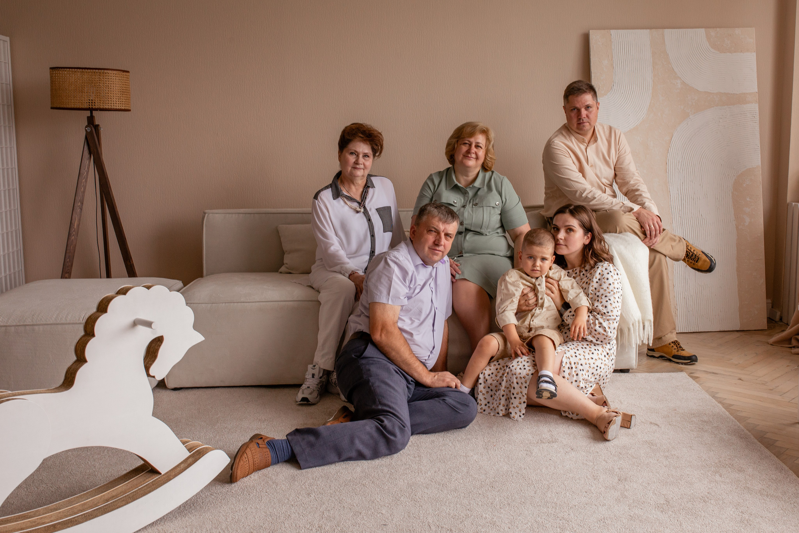 Надежда, Григорий и Ваня с семьёй