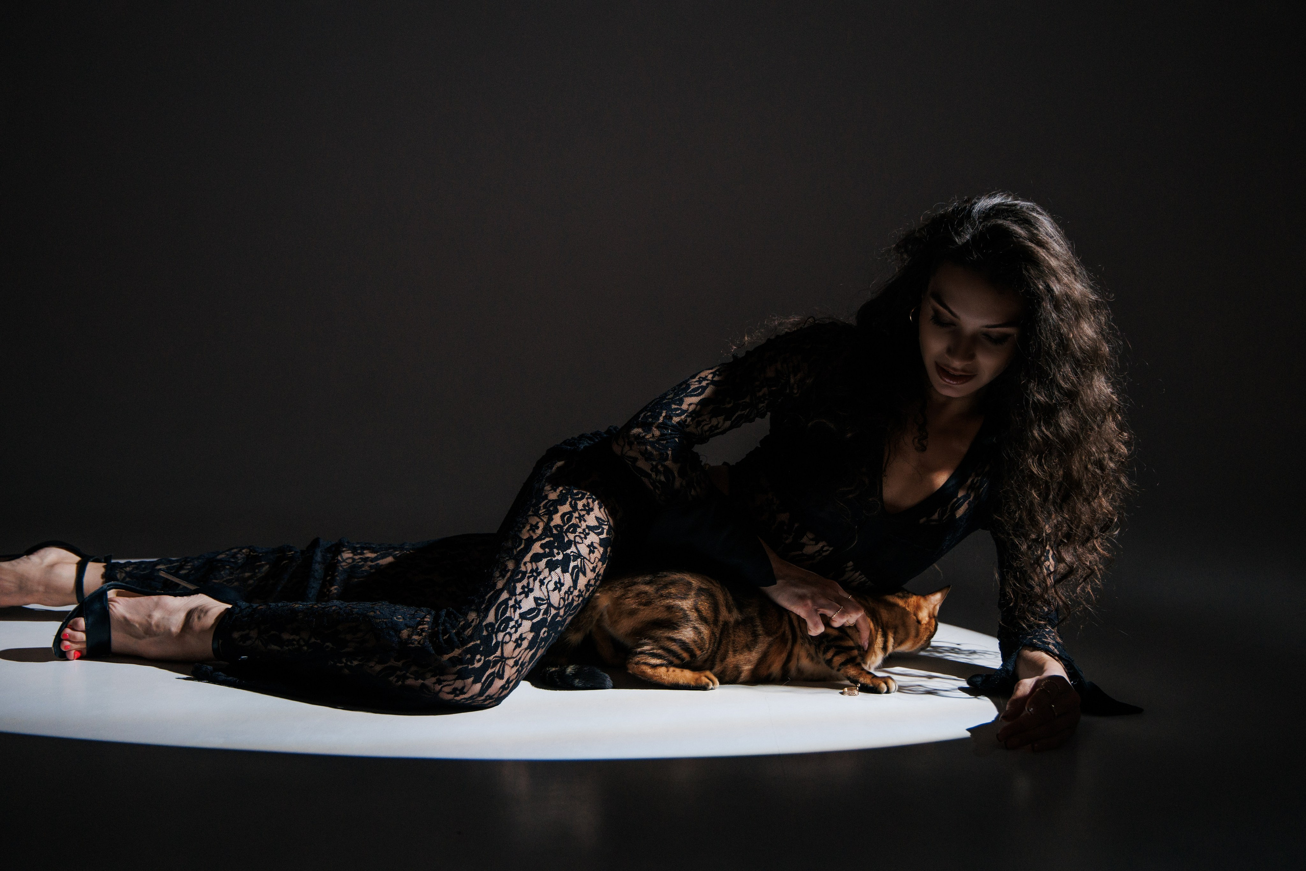 Девушка в черном. Валентина Похомова — профессиональный фотограф в Екатеринбурге