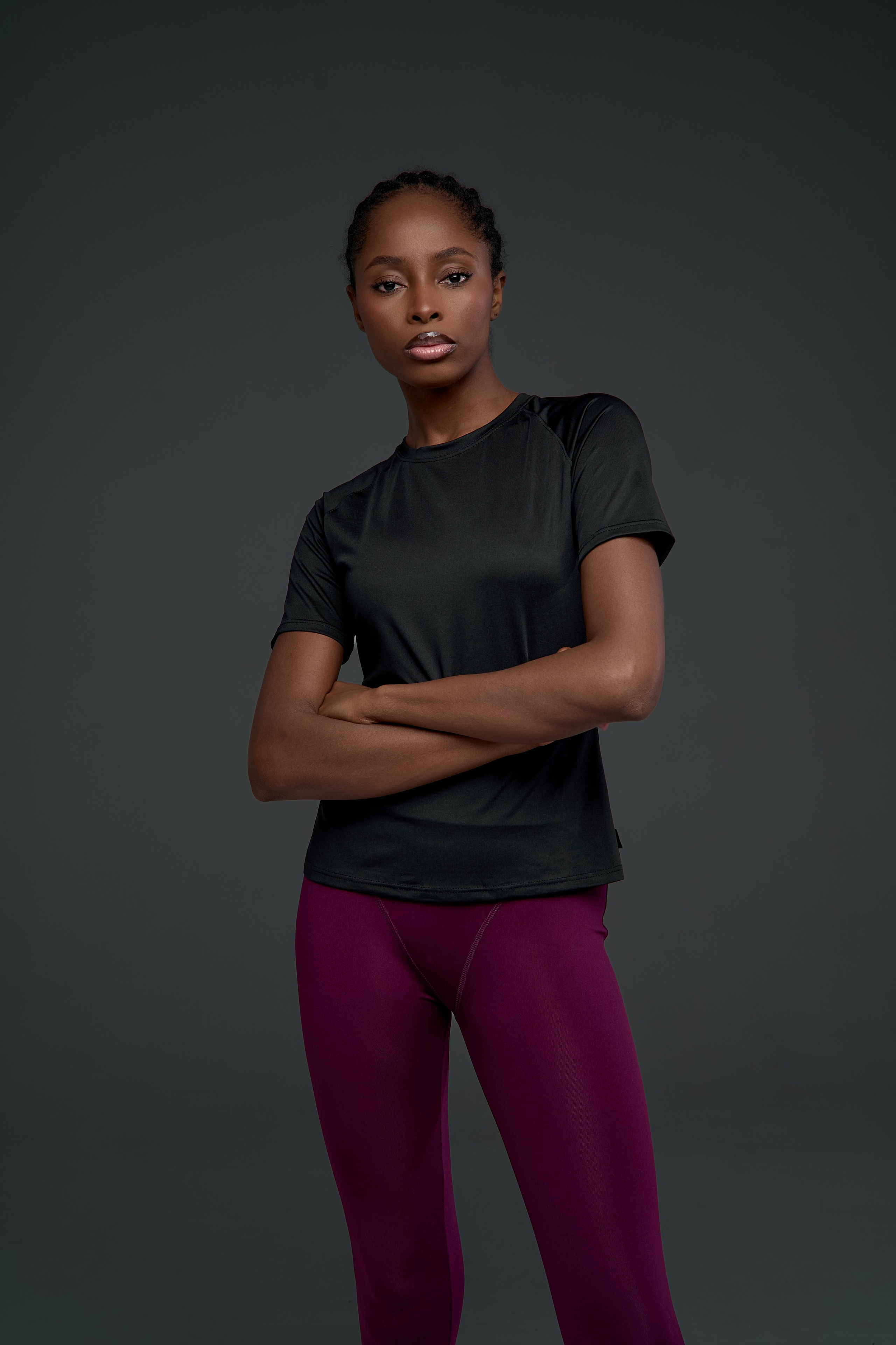 Спортивные футболки. Фотограф для маркетплейсов в Москве