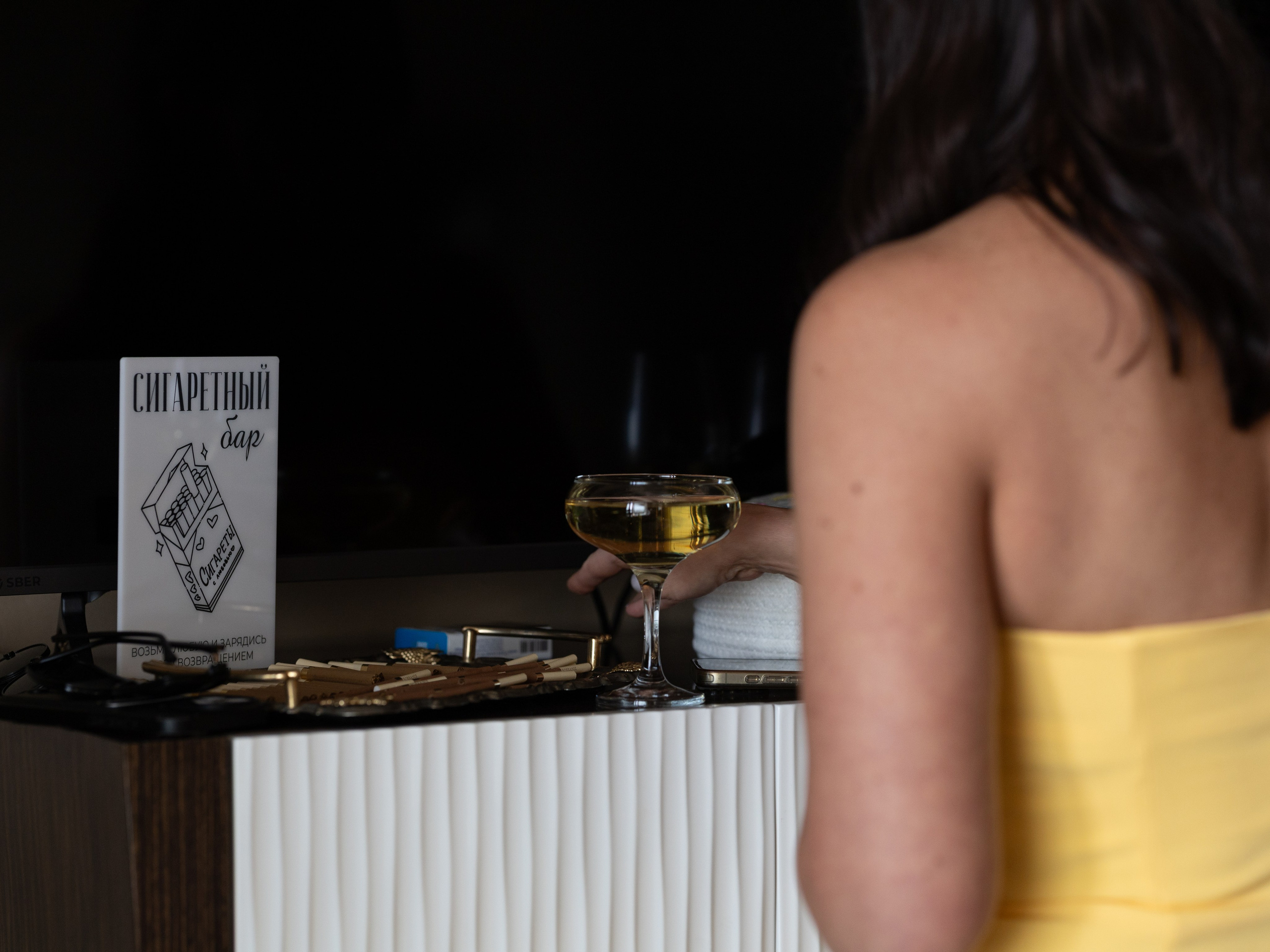 Вечер в кругу близких в отеле Continental. Свадебный фотограф в Москве Наталья Струкова