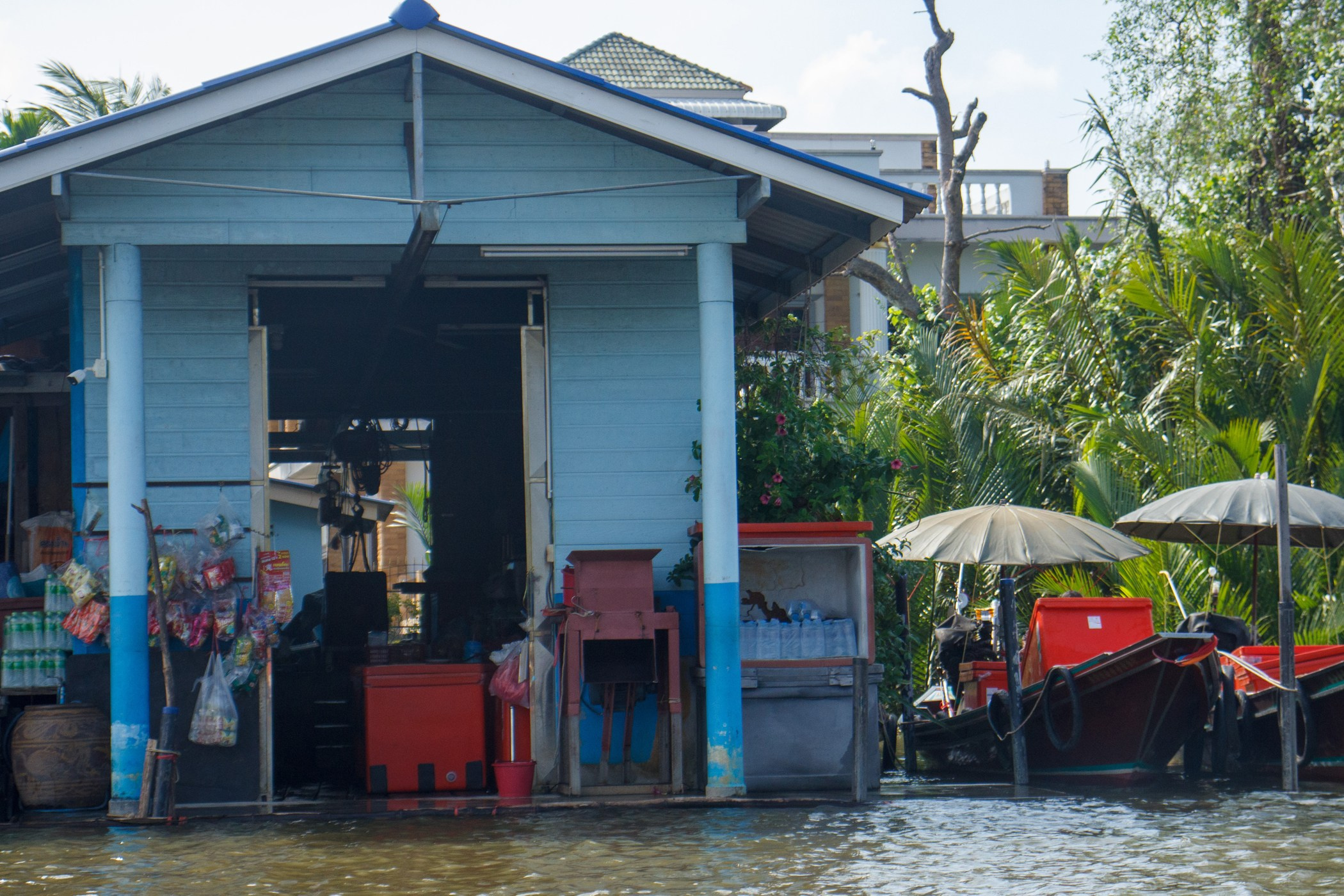 Сураттхани. Photographer in Phuket
