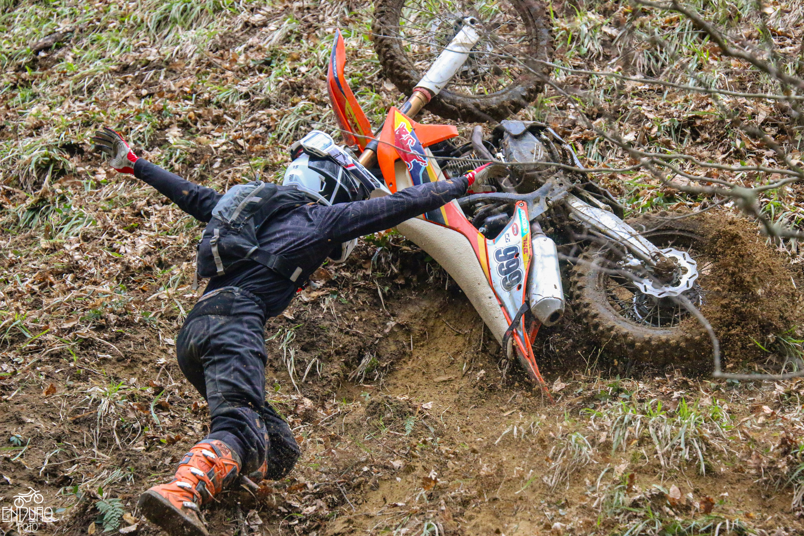 Бобр Прохват 2025. Эндуро Фотограф