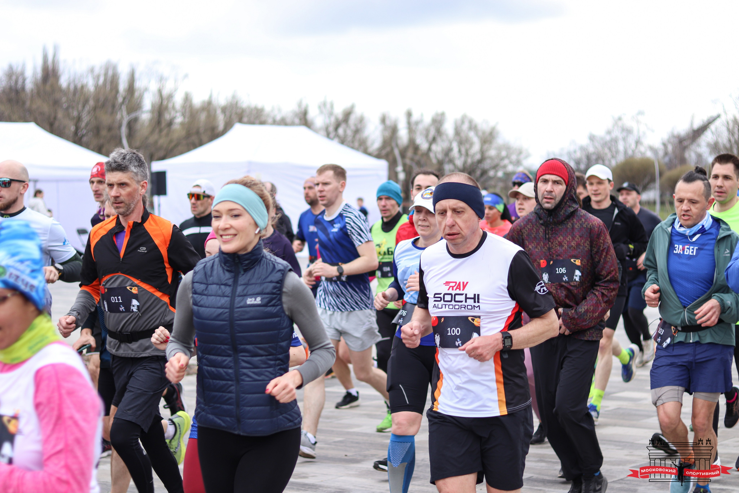 Московский Спортивный «КОСМИЧЕСКИЙ RUNOFF». Ивентный фотограф в Санкт-Петербурге Олег Комков