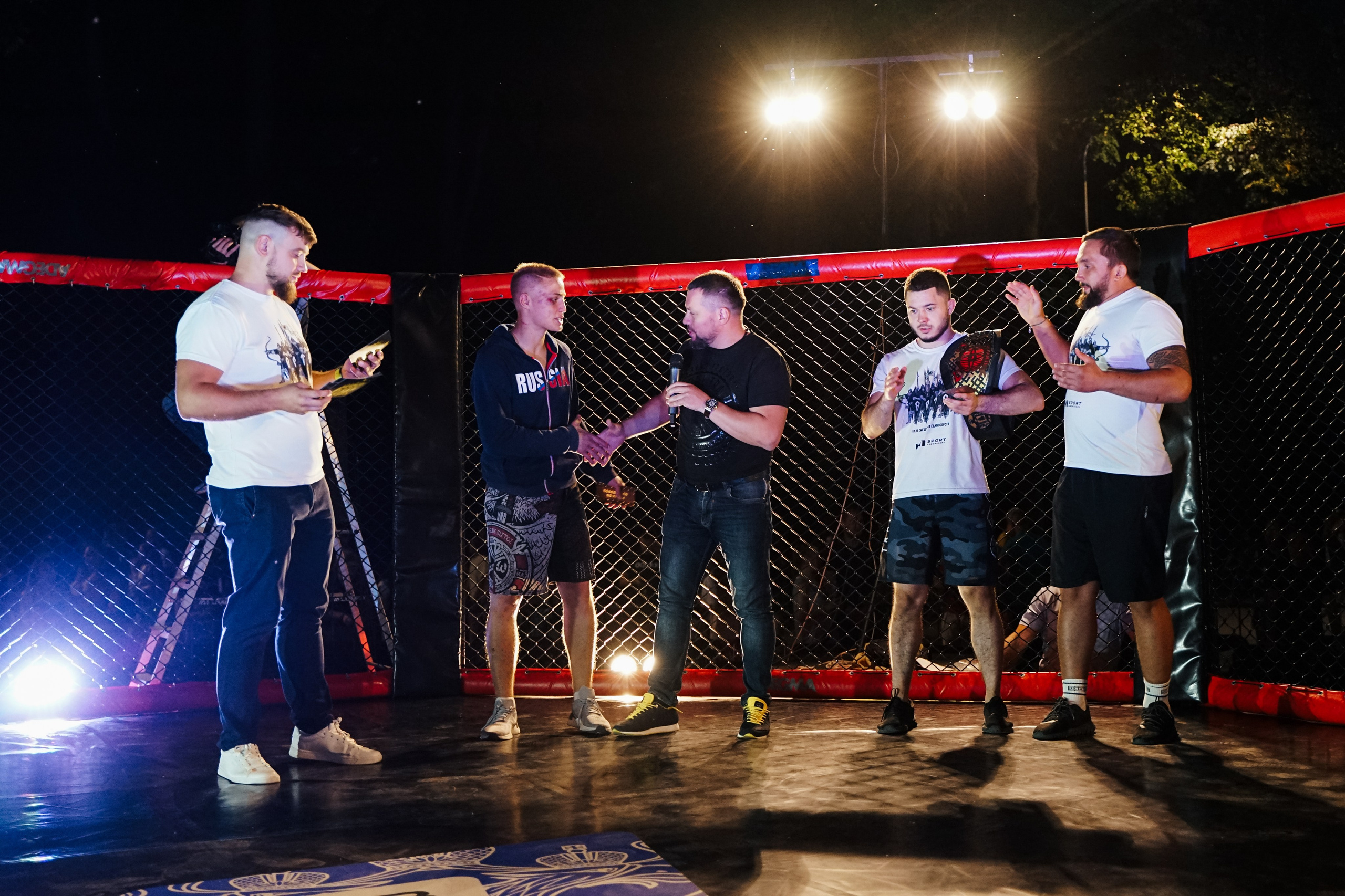 Вечер боев в ЦПКиО. Фотограф Надежда Погребняк | Рязань | Москва