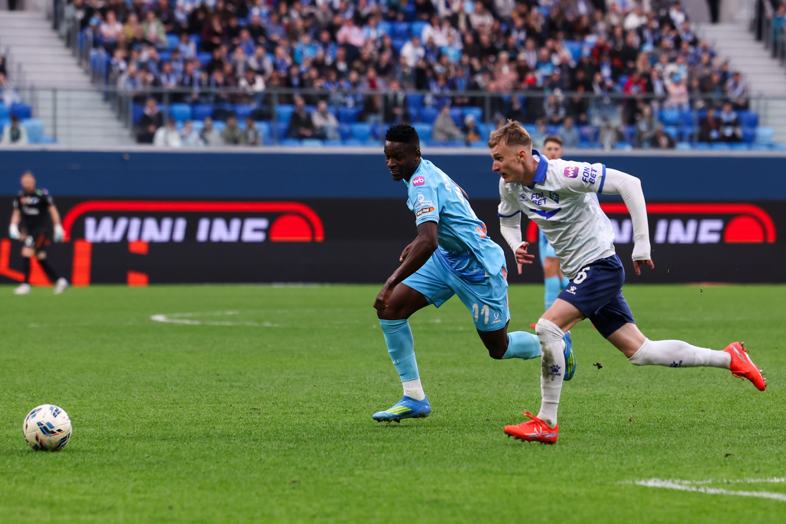 ФК «Зенит» — ФК «Крылья советов». Спортивный и репортажный фотограф Антон Тереханов