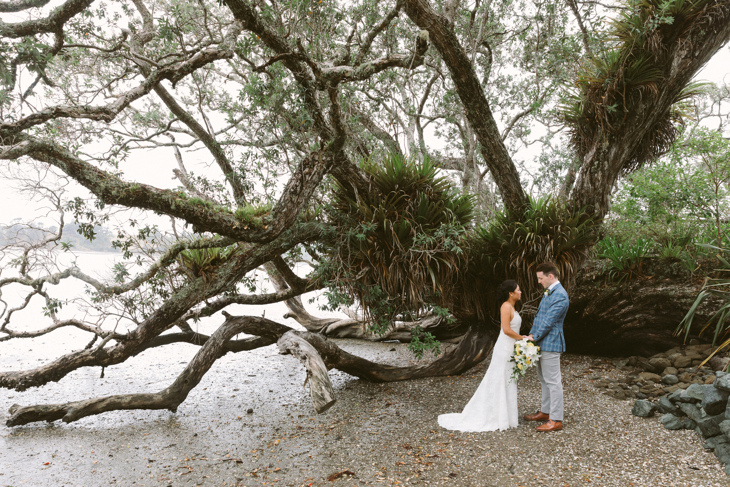 Свадебный фотограф в Санкт-Петербурге (Спб) и Тбилиси. Свадебный фотограф в Санкт-Петербурге и Москве LETU