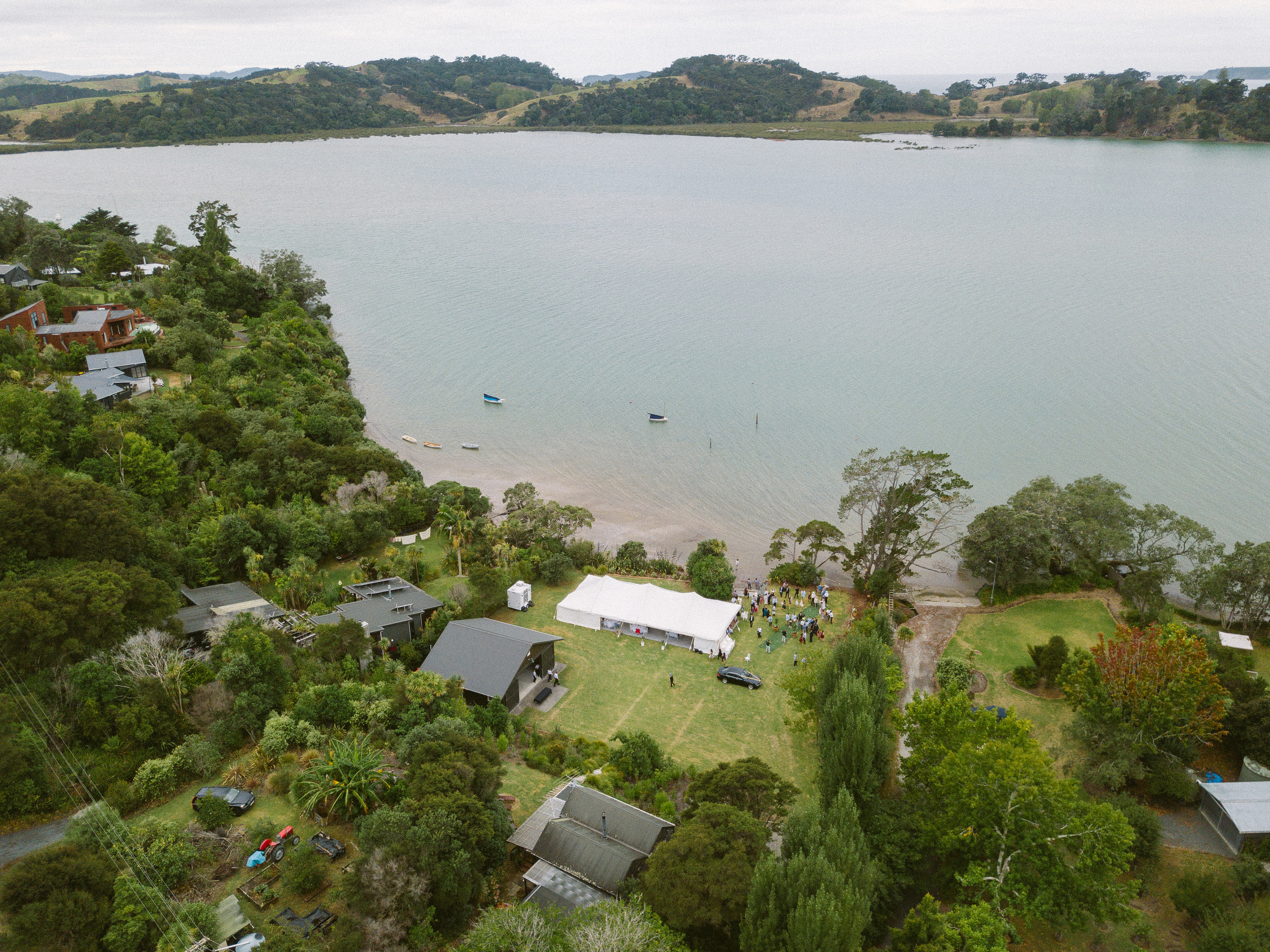 Свадебный фотограф в Санкт-Петербурге (Спб) и Тбилиси. Свадебный фотограф в Санкт-Петербурге и Москве LETU