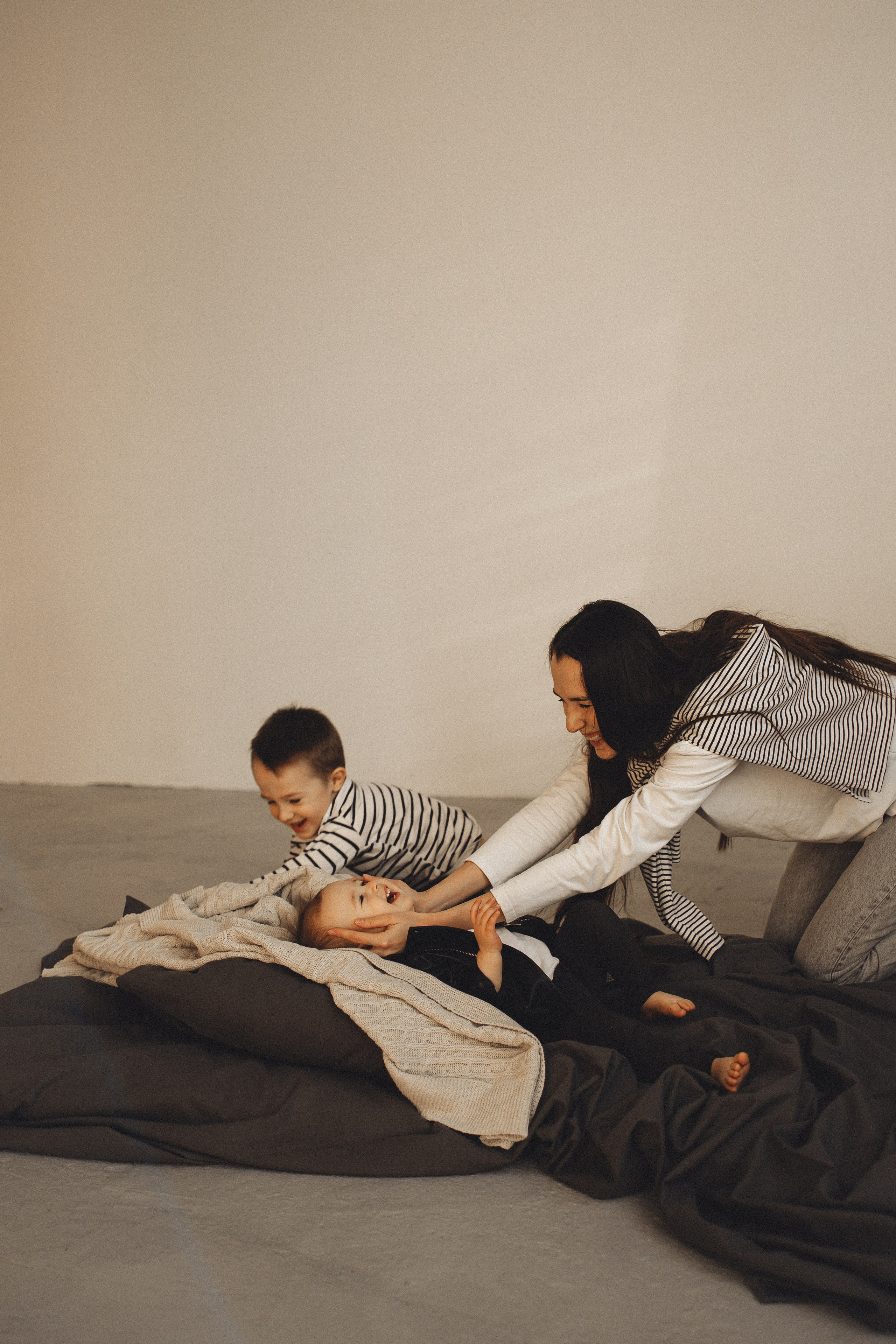 Семейная история в студии. Семейный и детский фотограф, таганрог, ростов-на-дону