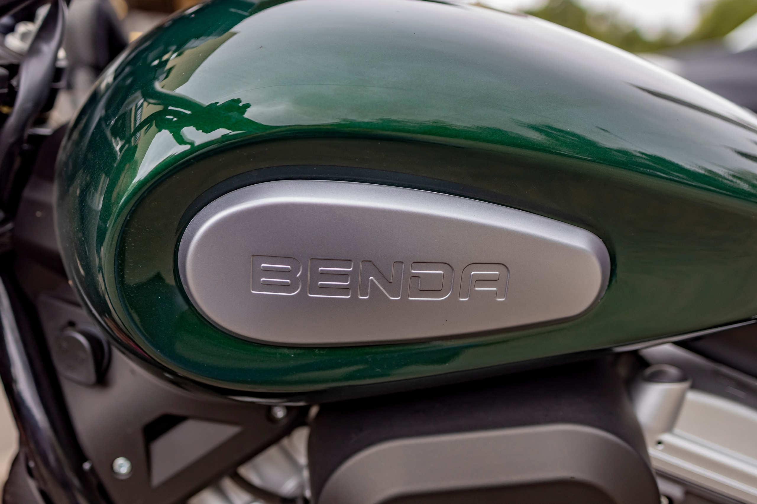 Съемка для журнала мотоцикл Benda Chinchilla. Репортажный, семейный и студийный фотограф в Москве Демин Алексей