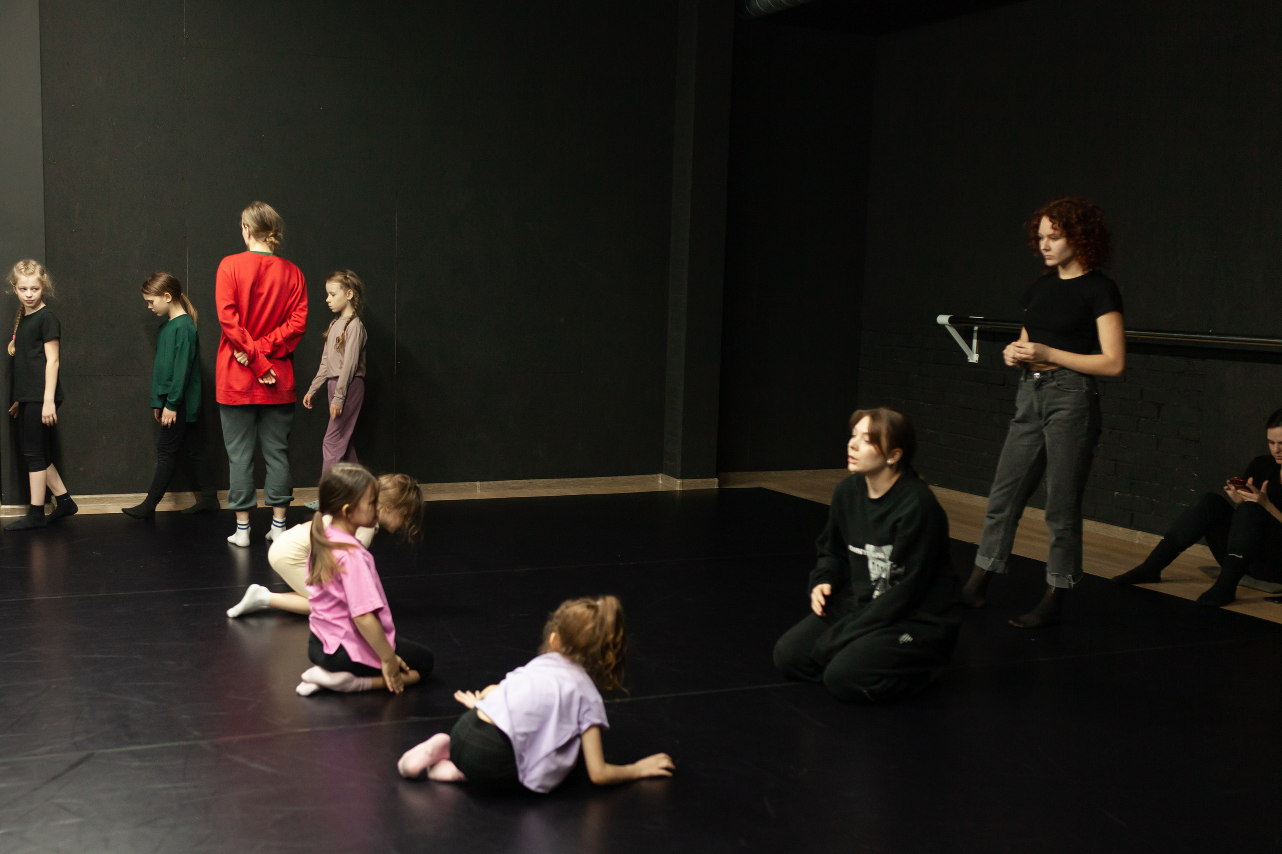 Театр современного танца GLYPTIC дети. Семейный и женский фотограф, стильный репортаж в г. Новосибирск