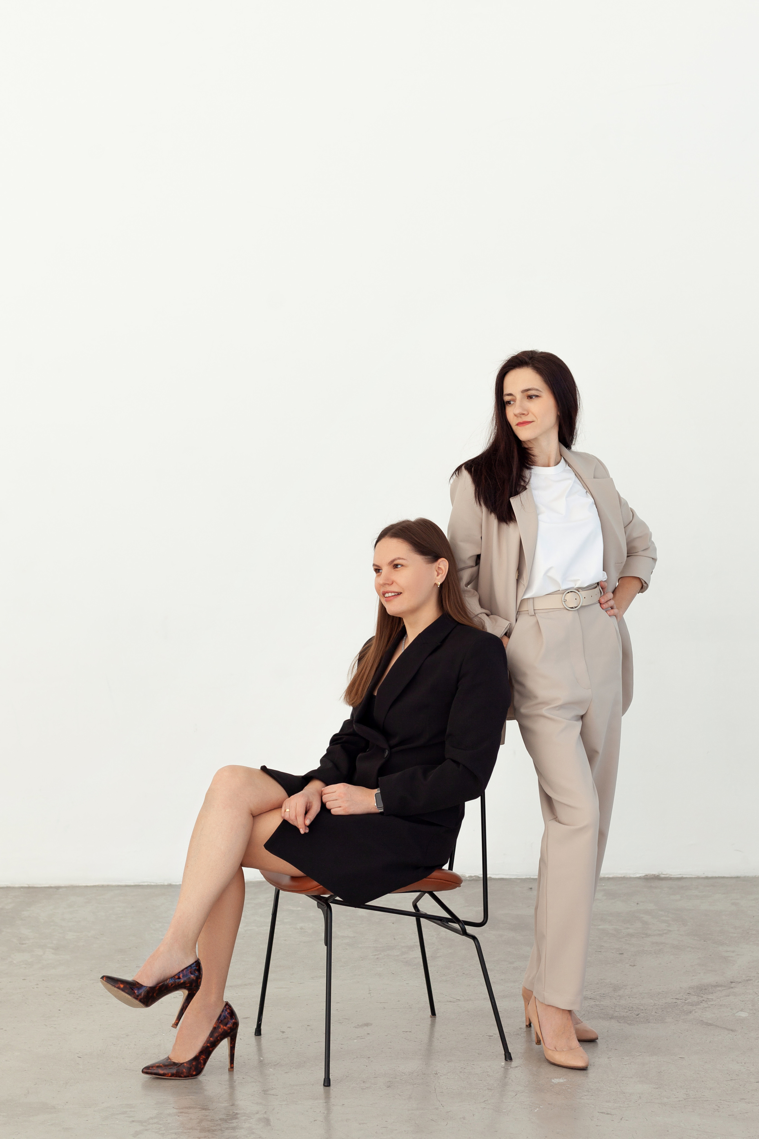 Фотосессия дизайнеров Татьяны и Ирины. Семейный и женский фотограф, стильный репортаж в г. Новосибирск