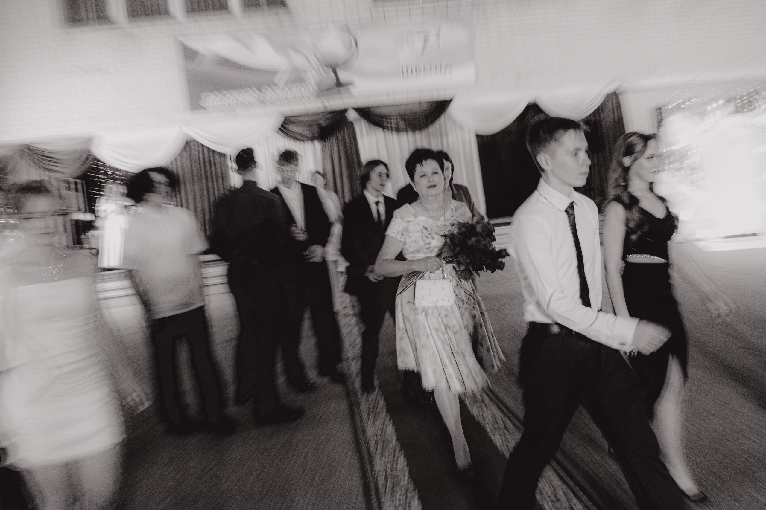 Вручение аттестатов. Свадебный фотограф Роман Еремеев