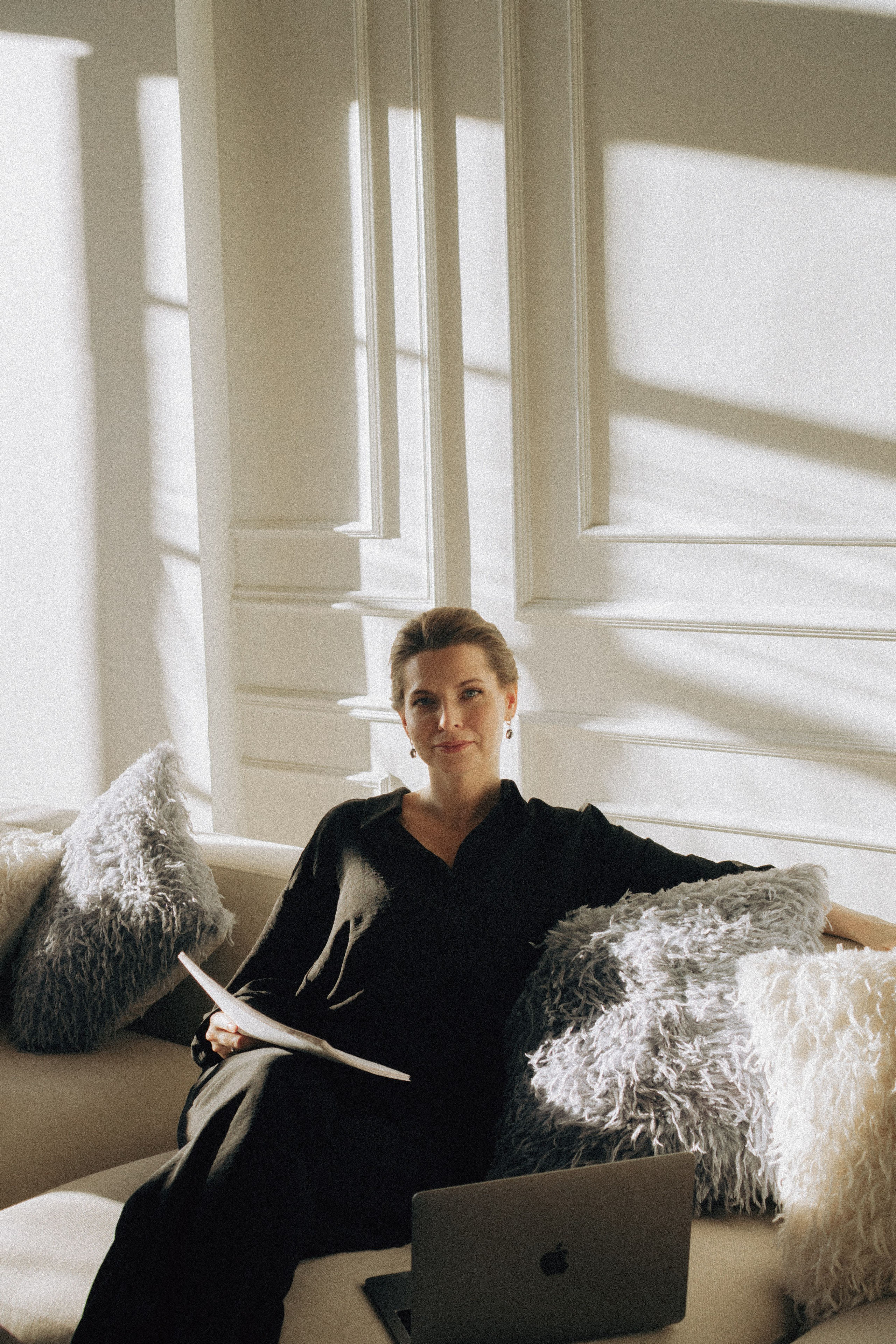 ФОТОСЕСИИЯ В СТУДИИ ДЛЯ ДЕВУШКИ ПСИХОЛОГА. Профессиональный фотограф, Санкт-Петербург — Виктория Богомолова