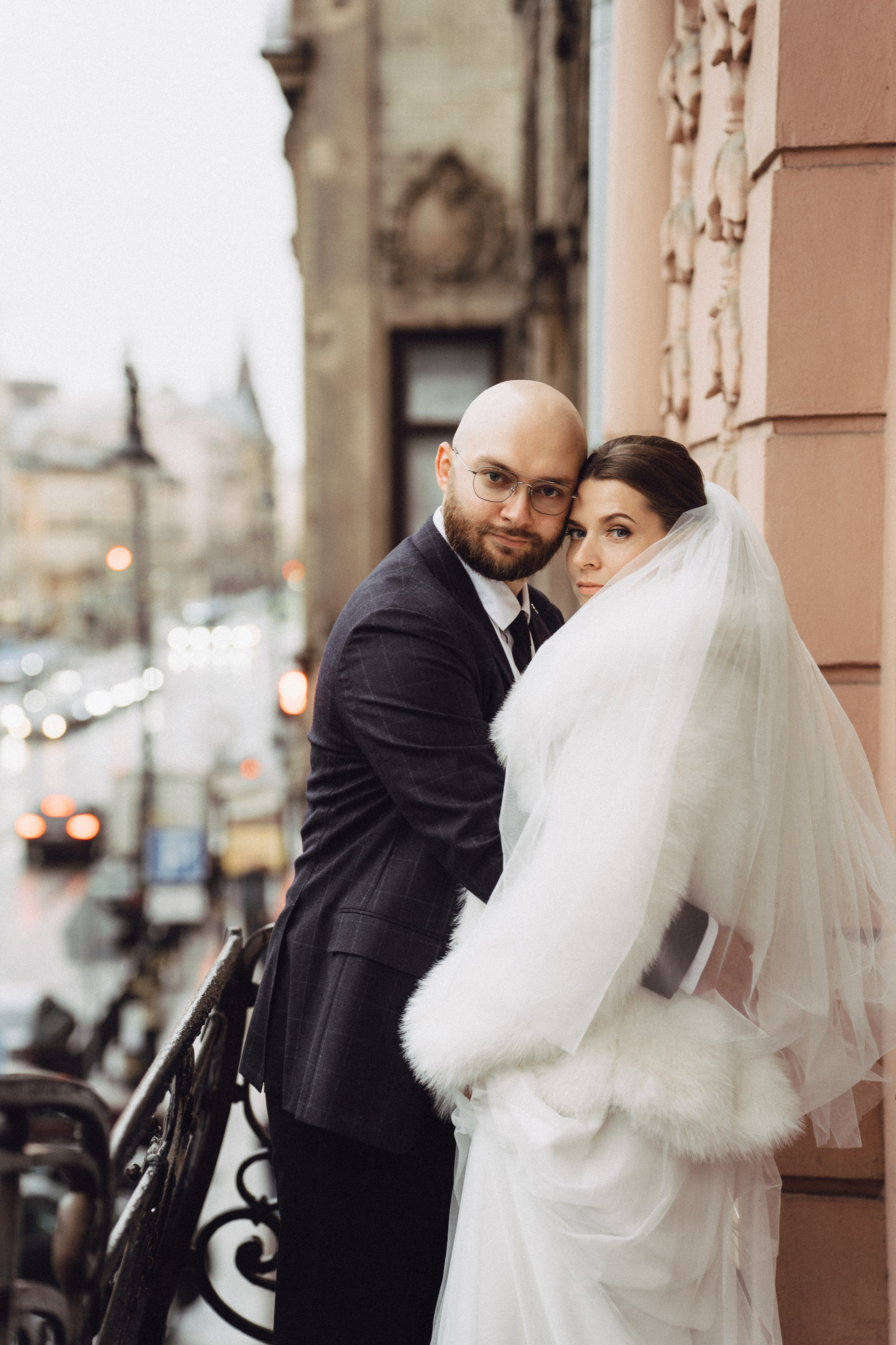 СВАДЕБНАЯ СЬЕМКА ВО ВТОРОМ ДВОРЦЕ (ДЕКАБРЬ) ТАКЖЕ СЬЕМКА В СТУДИИ НА ЧЕРНЫШЕВСКОЙ. Профессиональный фотограф, Санкт-Петербург — Виктория Богомолова