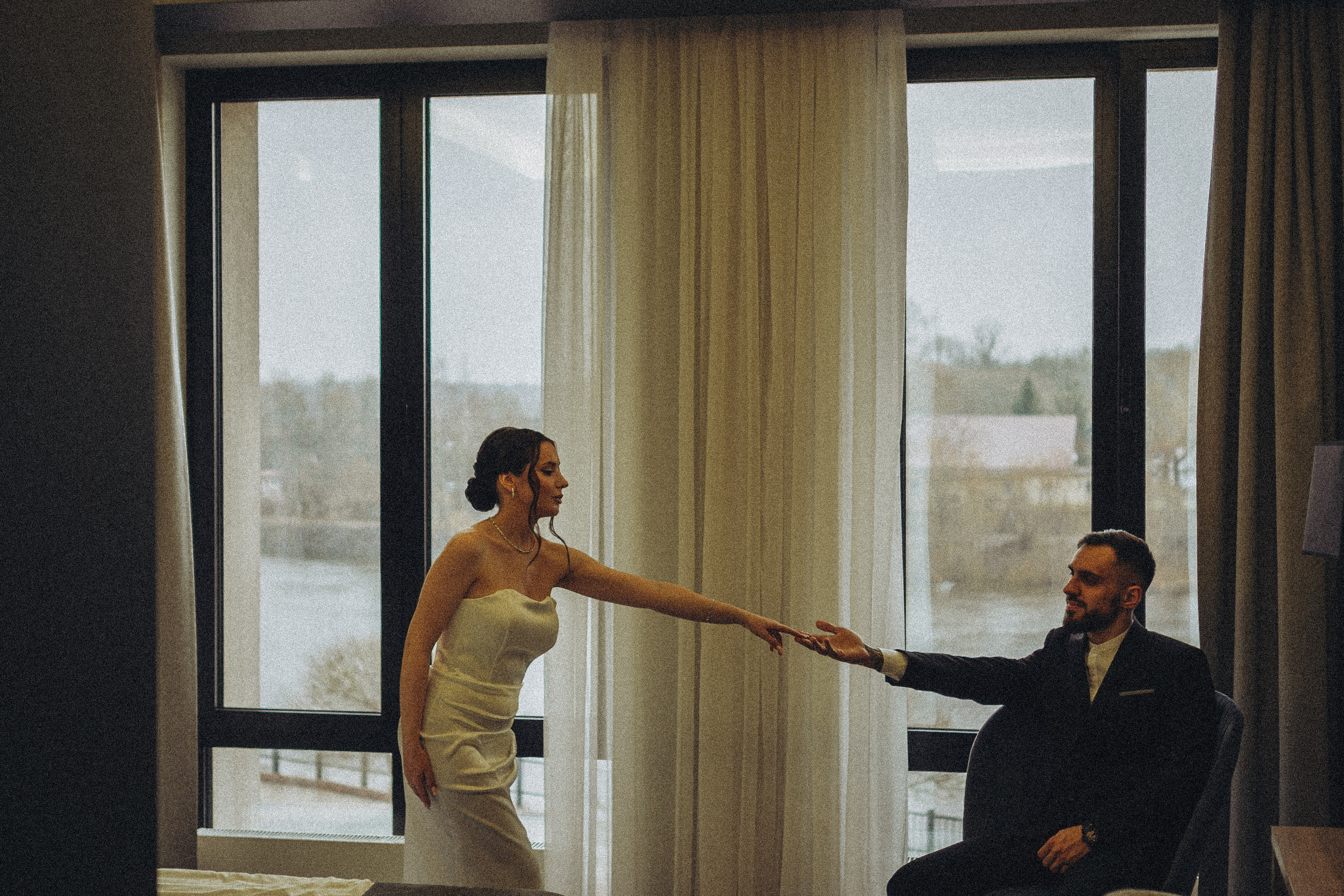 СВАДЕБНАЯ СЬЕМКА СБОРОВ ЖЕНИХА И НЕВЕСТЫ В ОТЕЛЕ И ТАКЖЕ ФОТОСЕССИИЯ В ОТЕЛЕЕ МЕГАПОЛИС БРЯНСК. Профессиональный фотограф, Санкт-Петербург — Виктория Богомолова