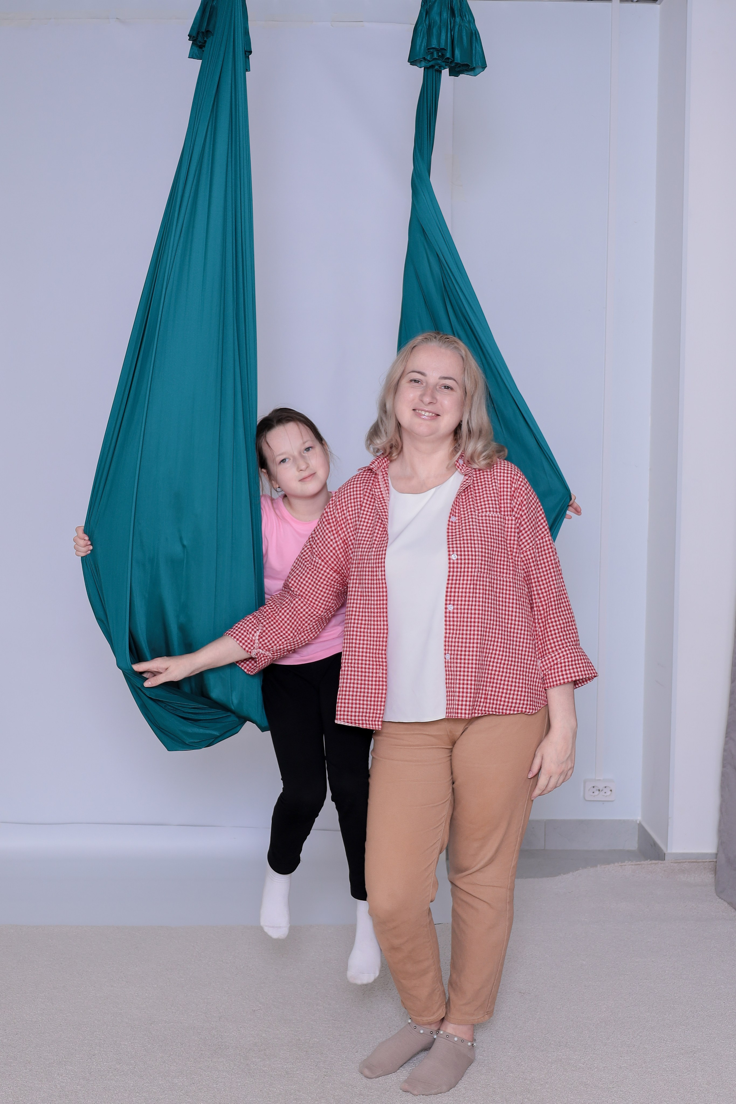 Детская аэройога. Фотограф Надршина Лилия