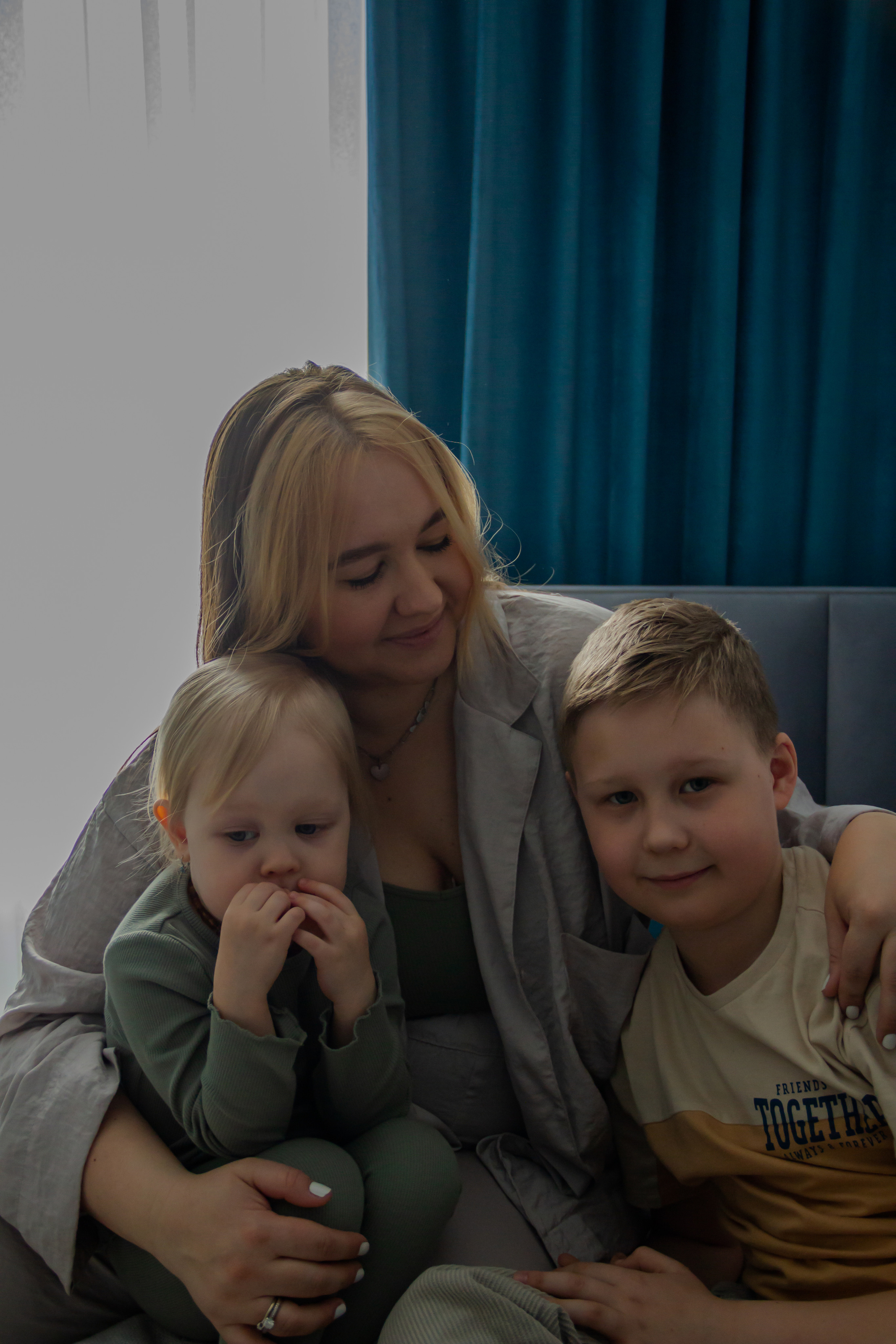 Женя\Эдик\Марк\Оливия