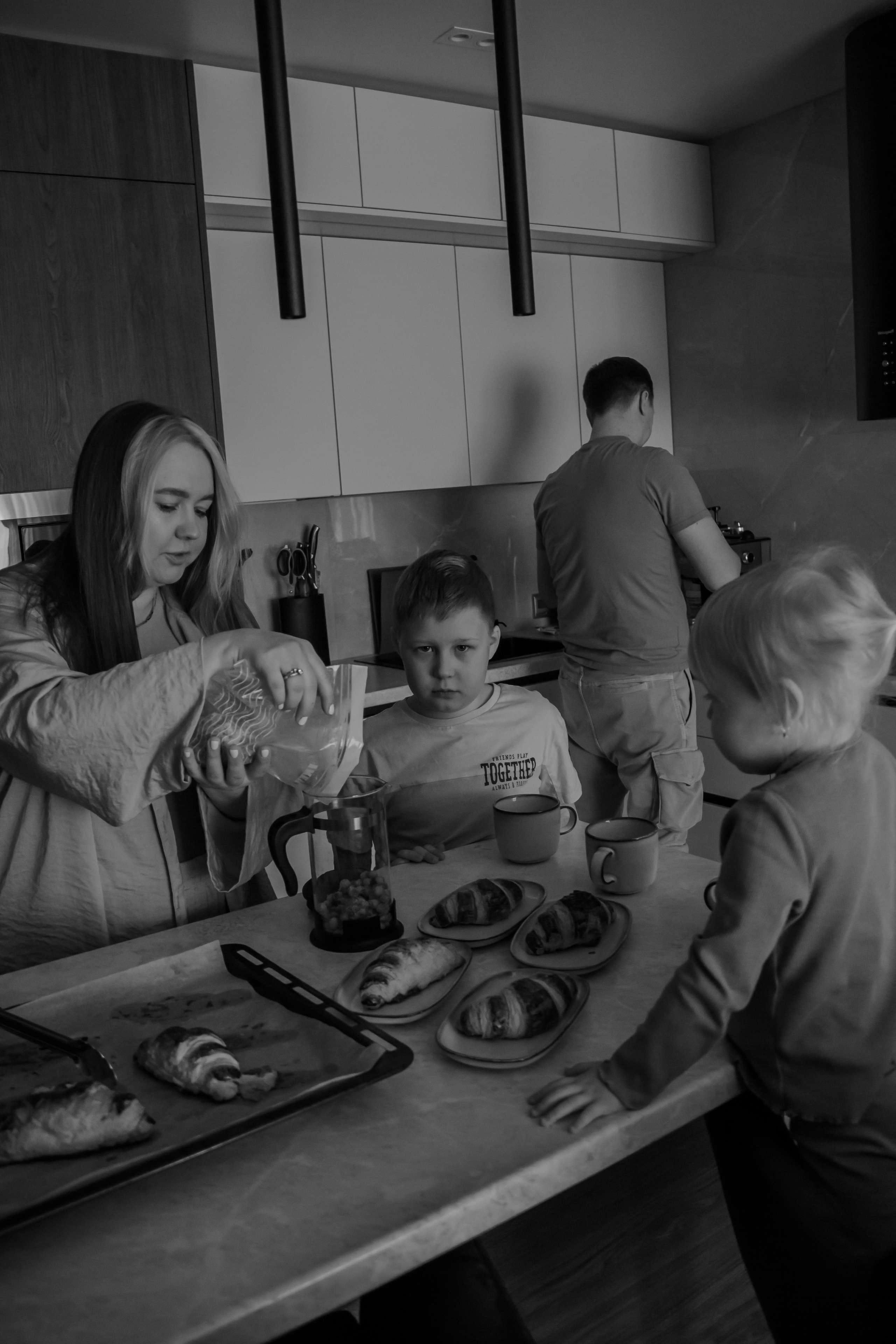 Женя\Эдик\Марк\Оливия