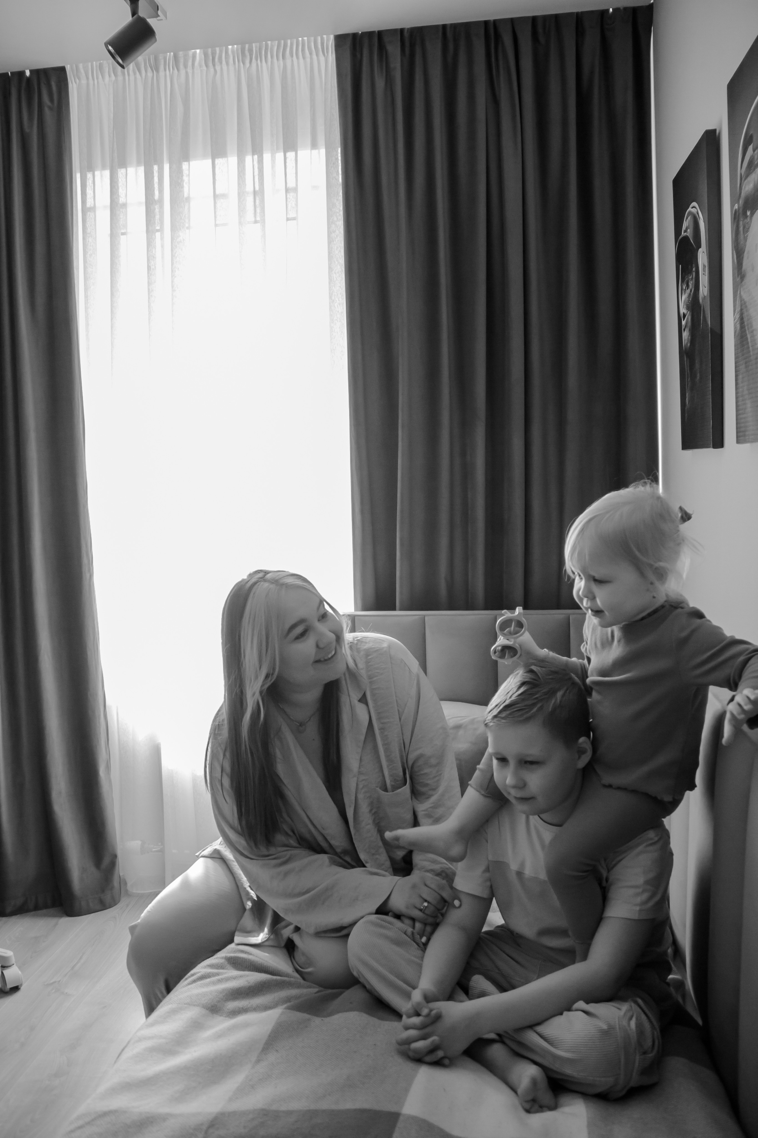 Женя\Эдик\Марк\Оливия