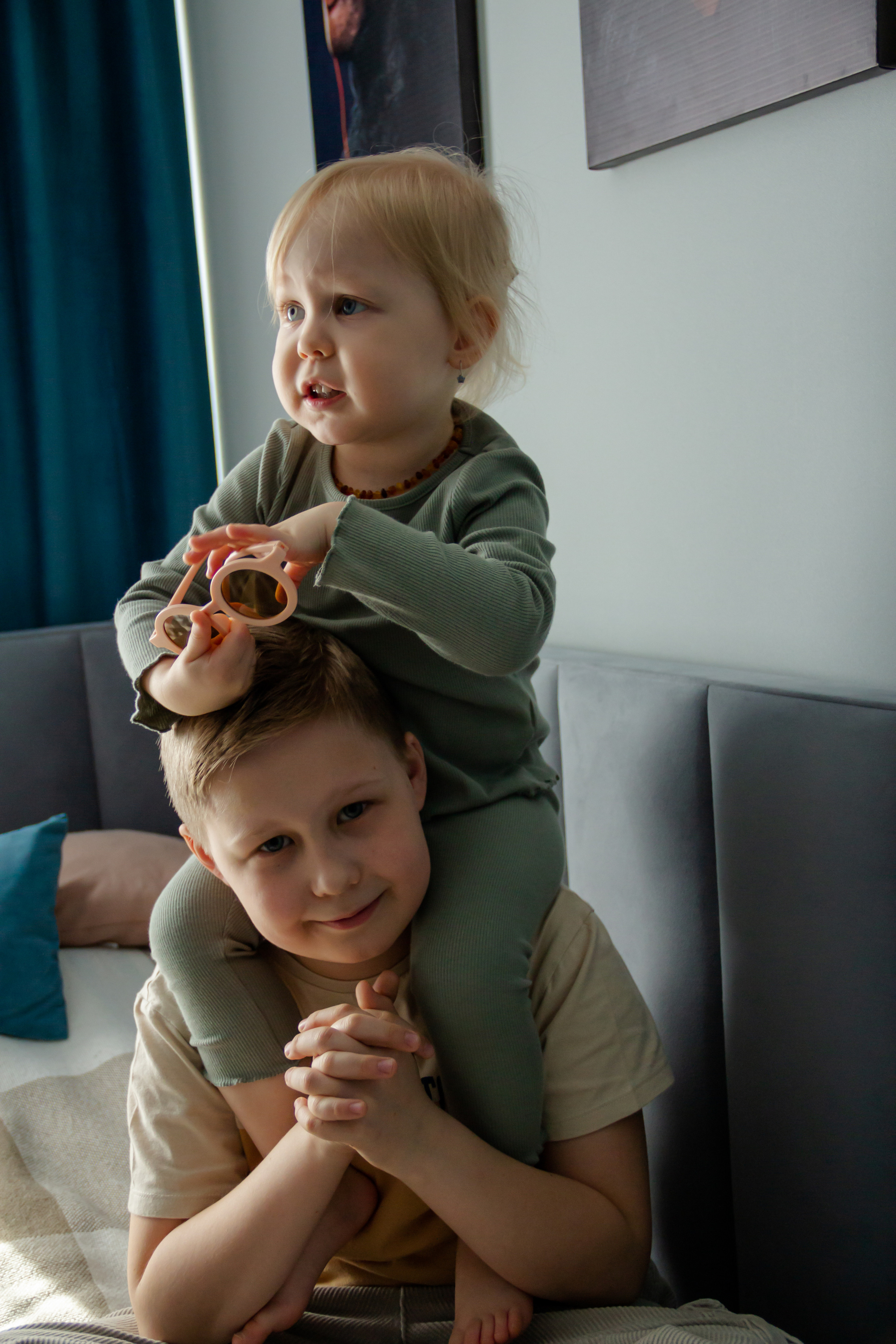 Женя\Эдик\Марк\Оливия