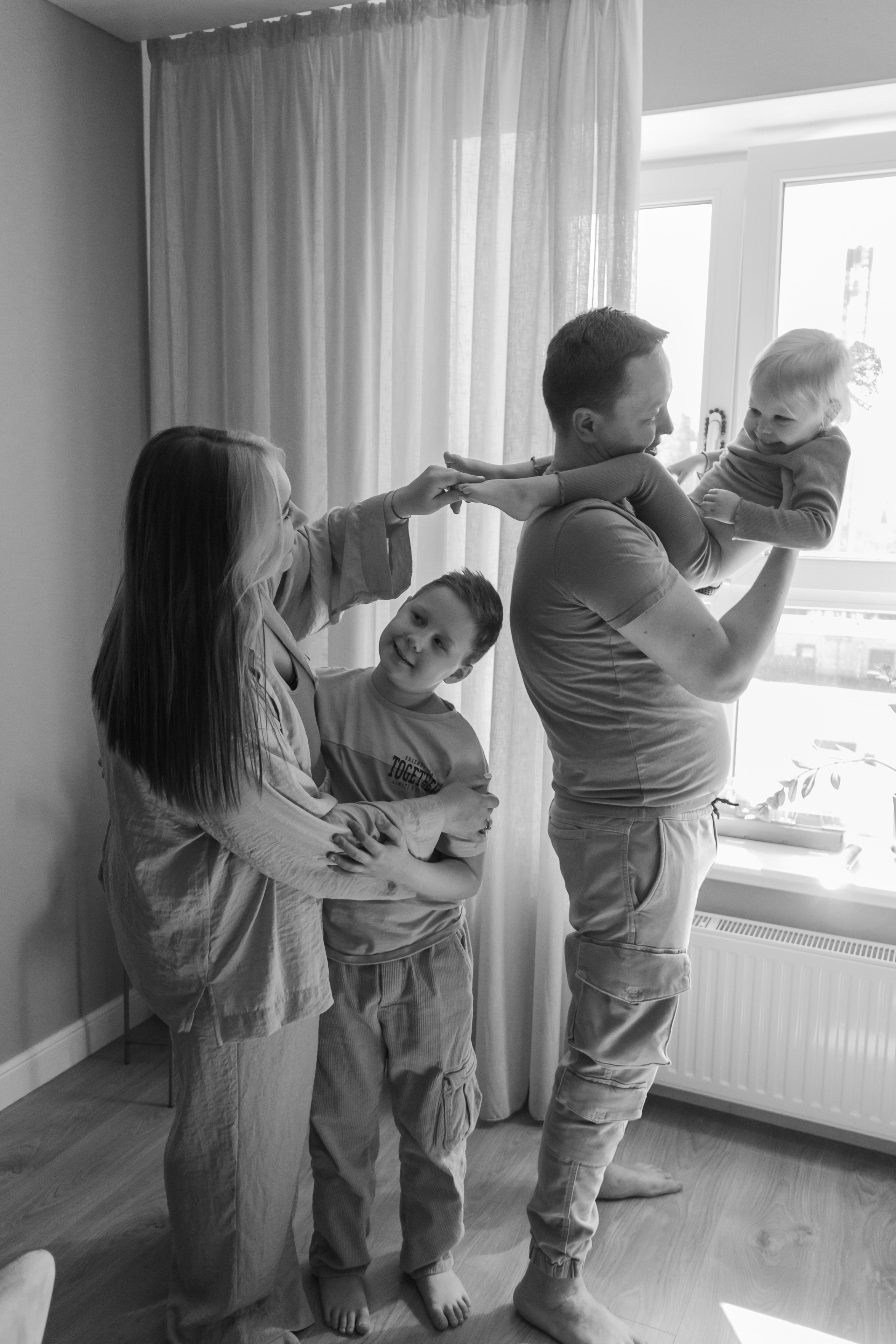 Женя\Эдик\Марк\Оливия