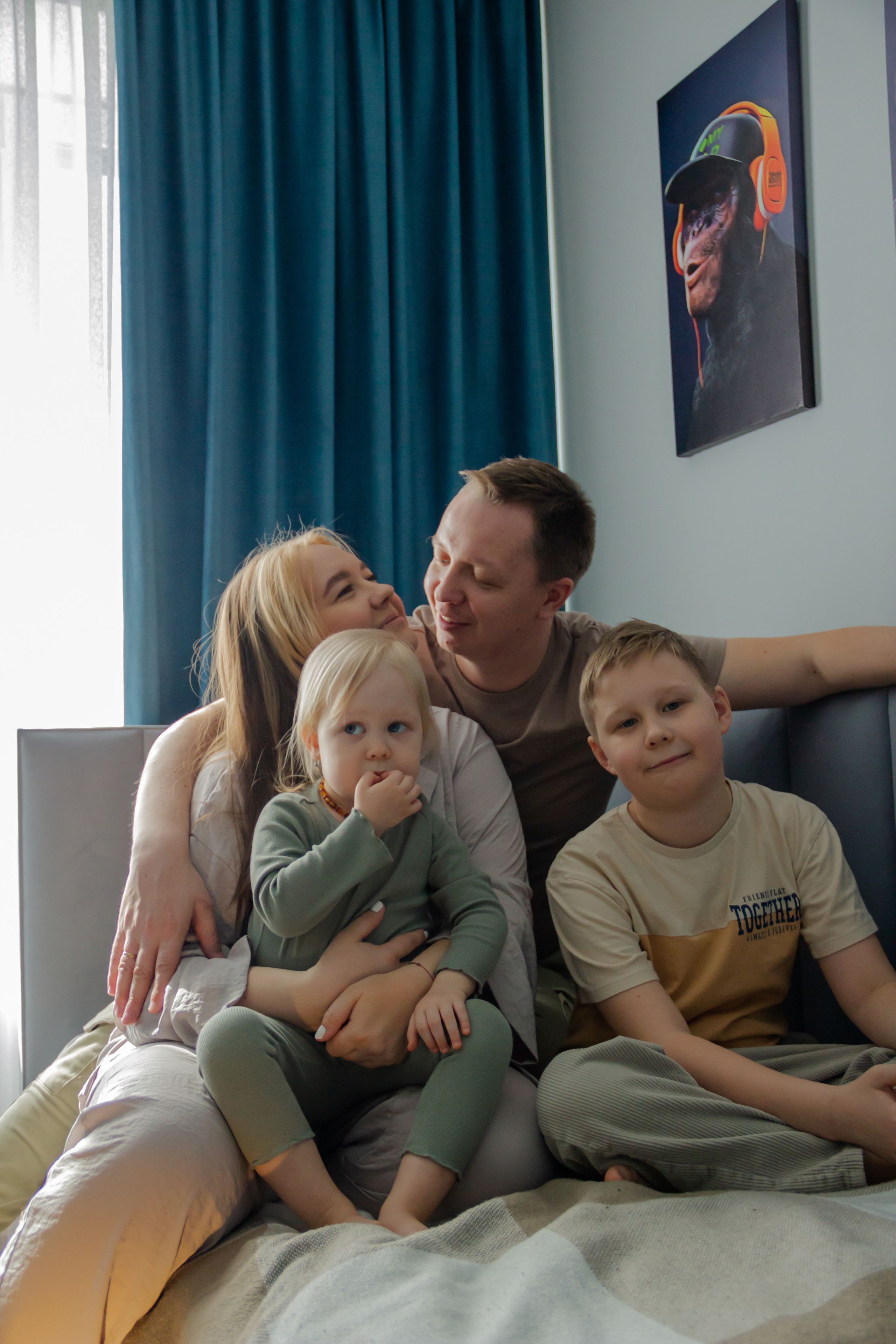 Женя\Эдик\Марк\Оливия