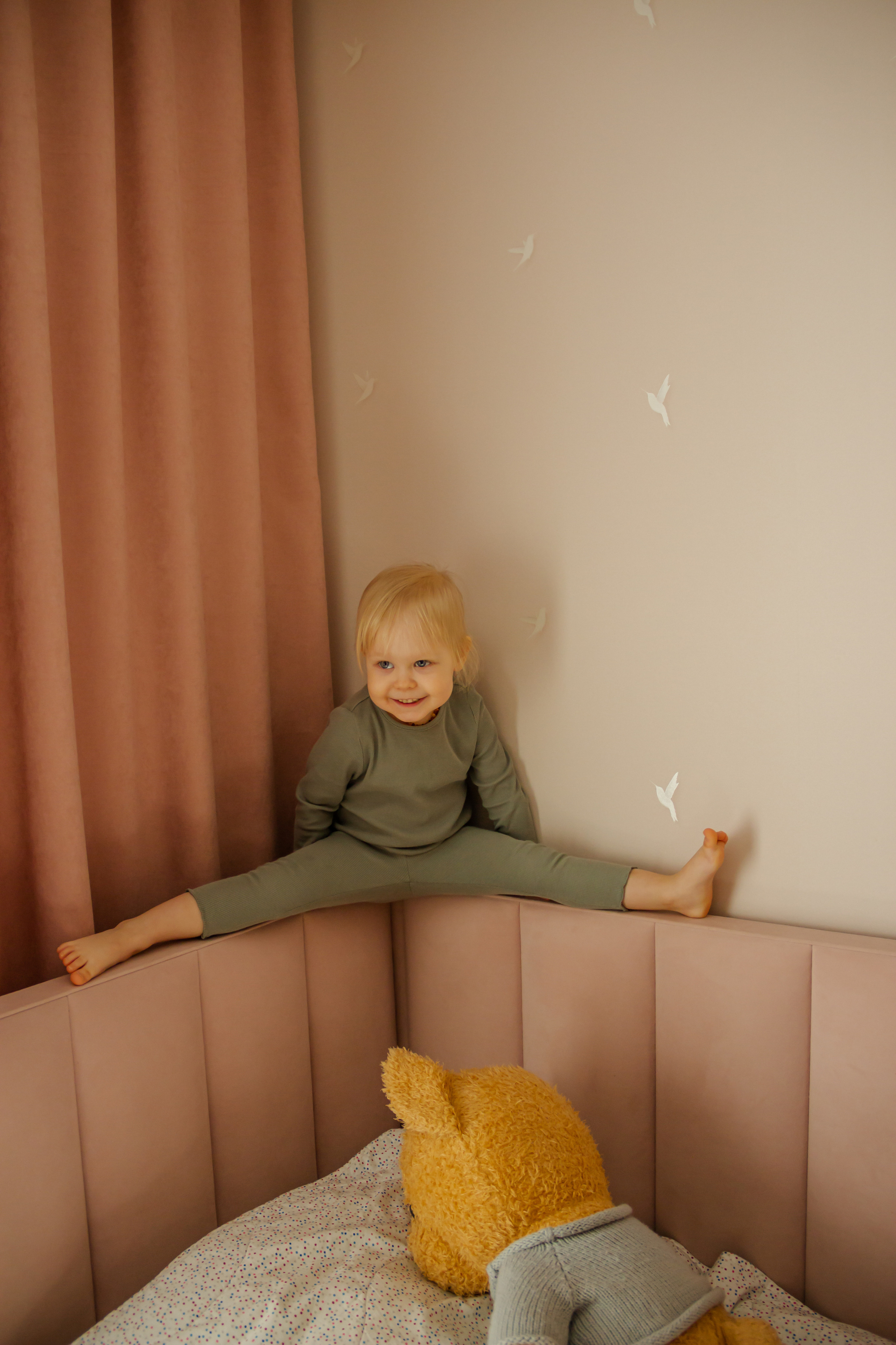 Женя\Эдик\Марк\Оливия