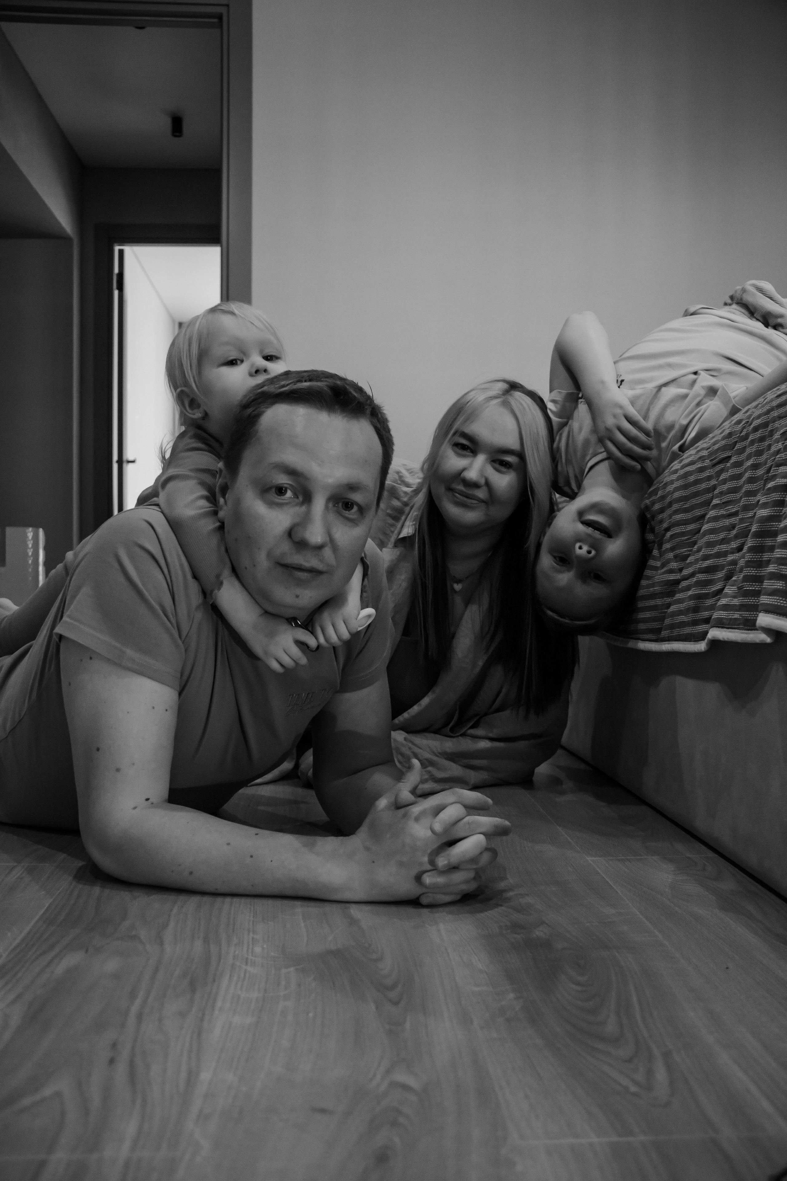 Женя\Эдик\Марк\Оливия