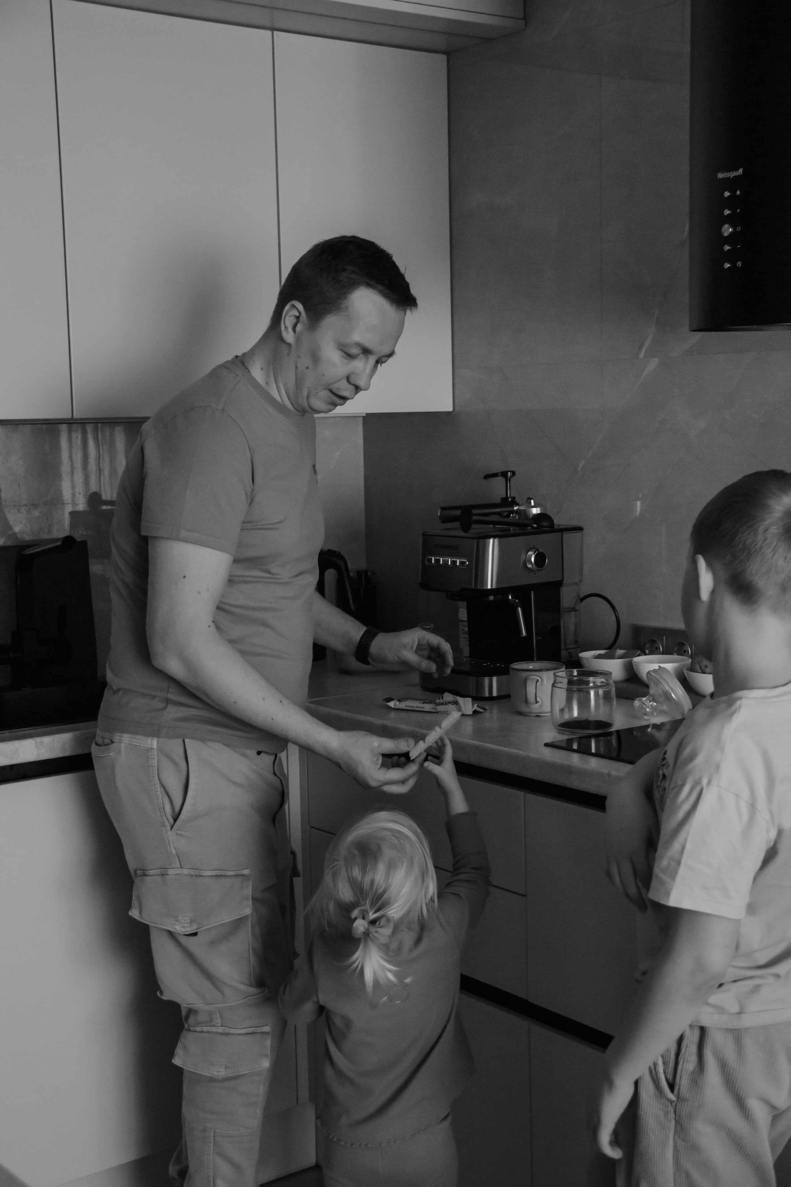 Женя\Эдик\Марк\Оливия