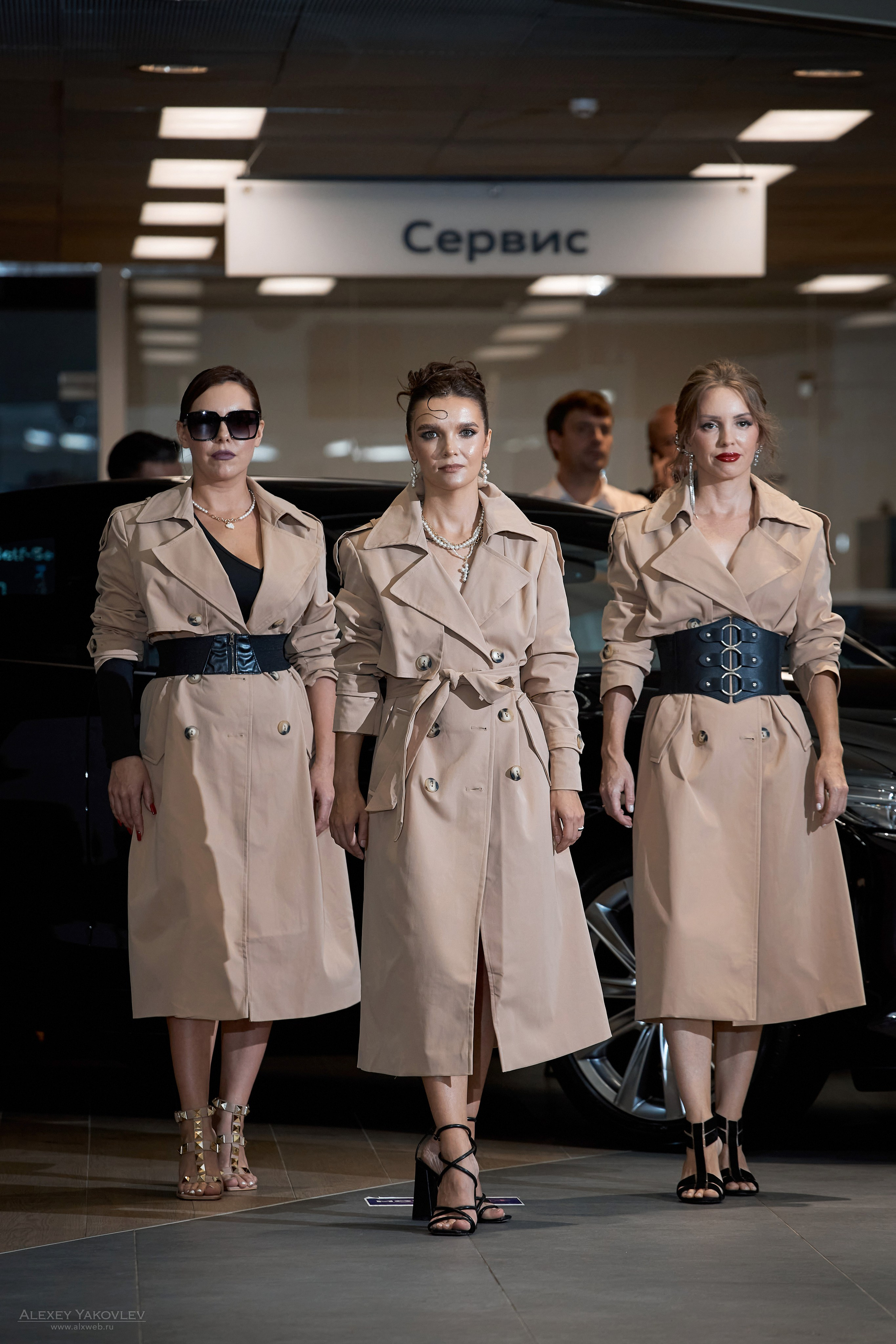 Модный показ PRE-FALL модельной школы Modeling+. Фотограф Алексей Яковлев