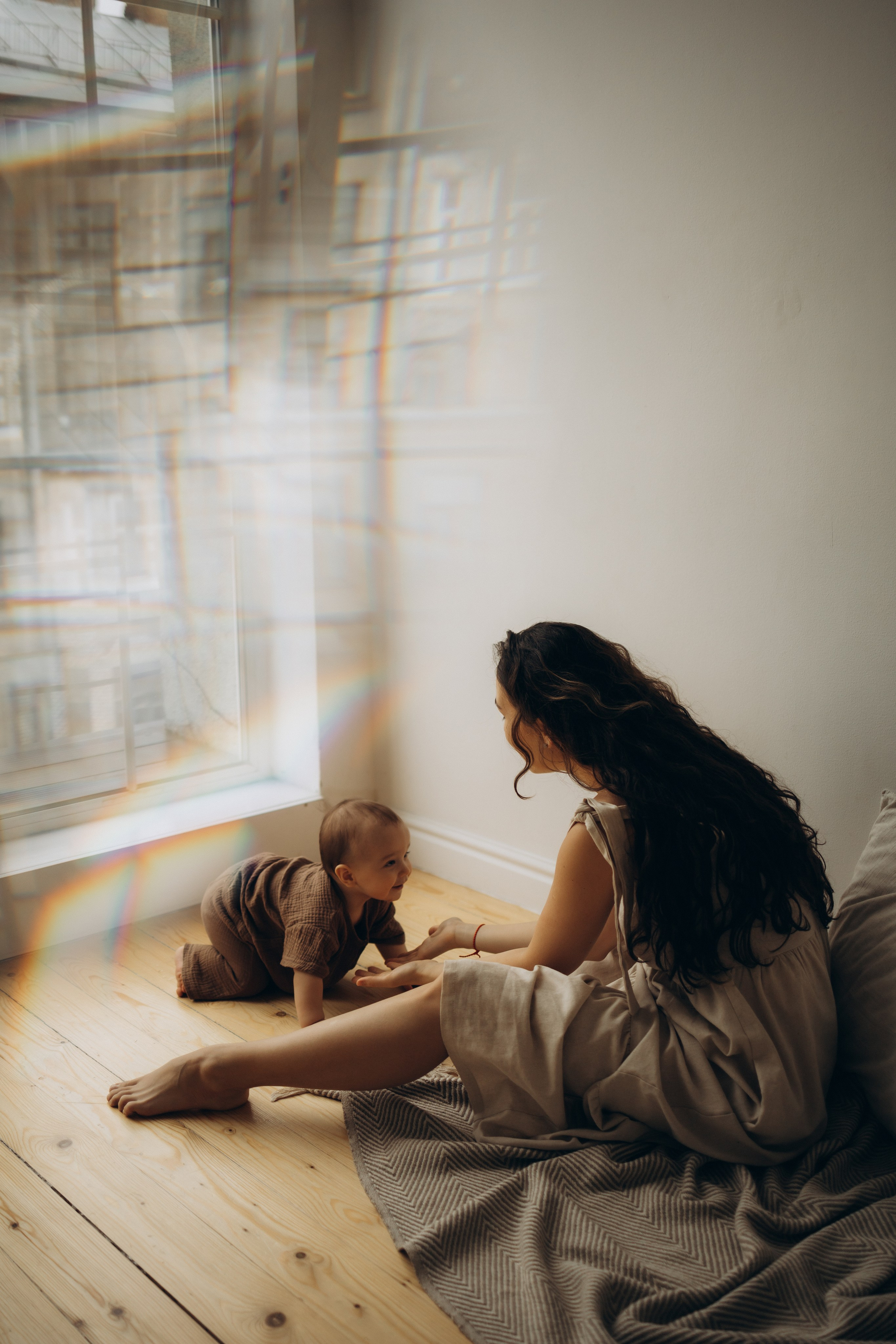 Регина и малыш Дима. Семейный, домашний, ньюборн фотограф Москва Цветкова Елизавета