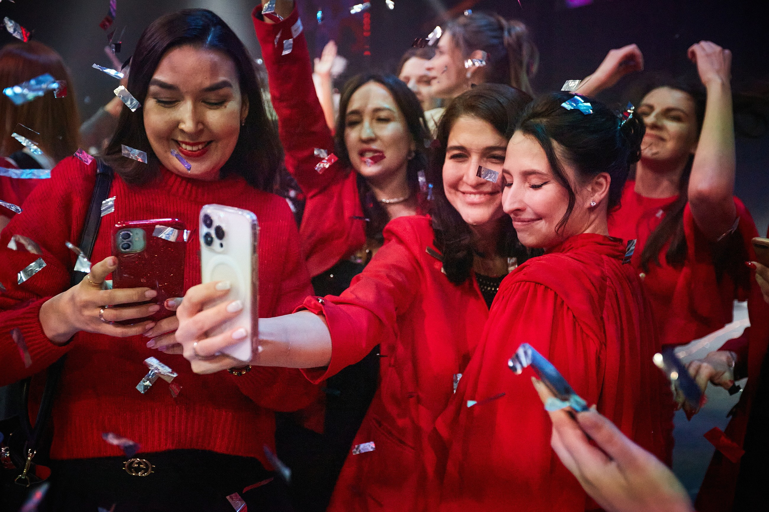 Будущий Я. Проект Марии Галантер. Фотографирую масштабные события, людей и их истории по всему миру. Константин Трубников