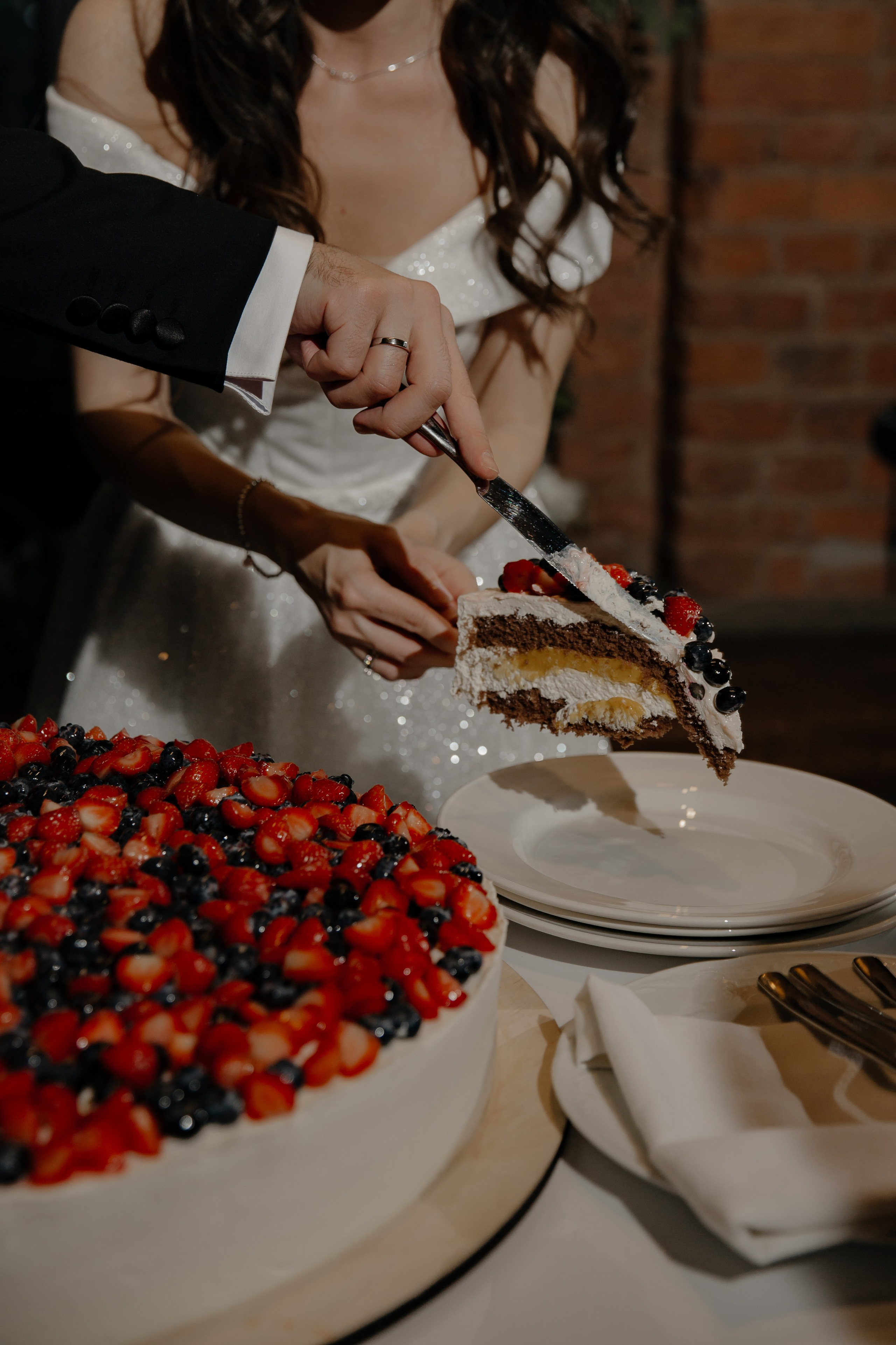 16.09.2024. RETOUCH-HOUSE