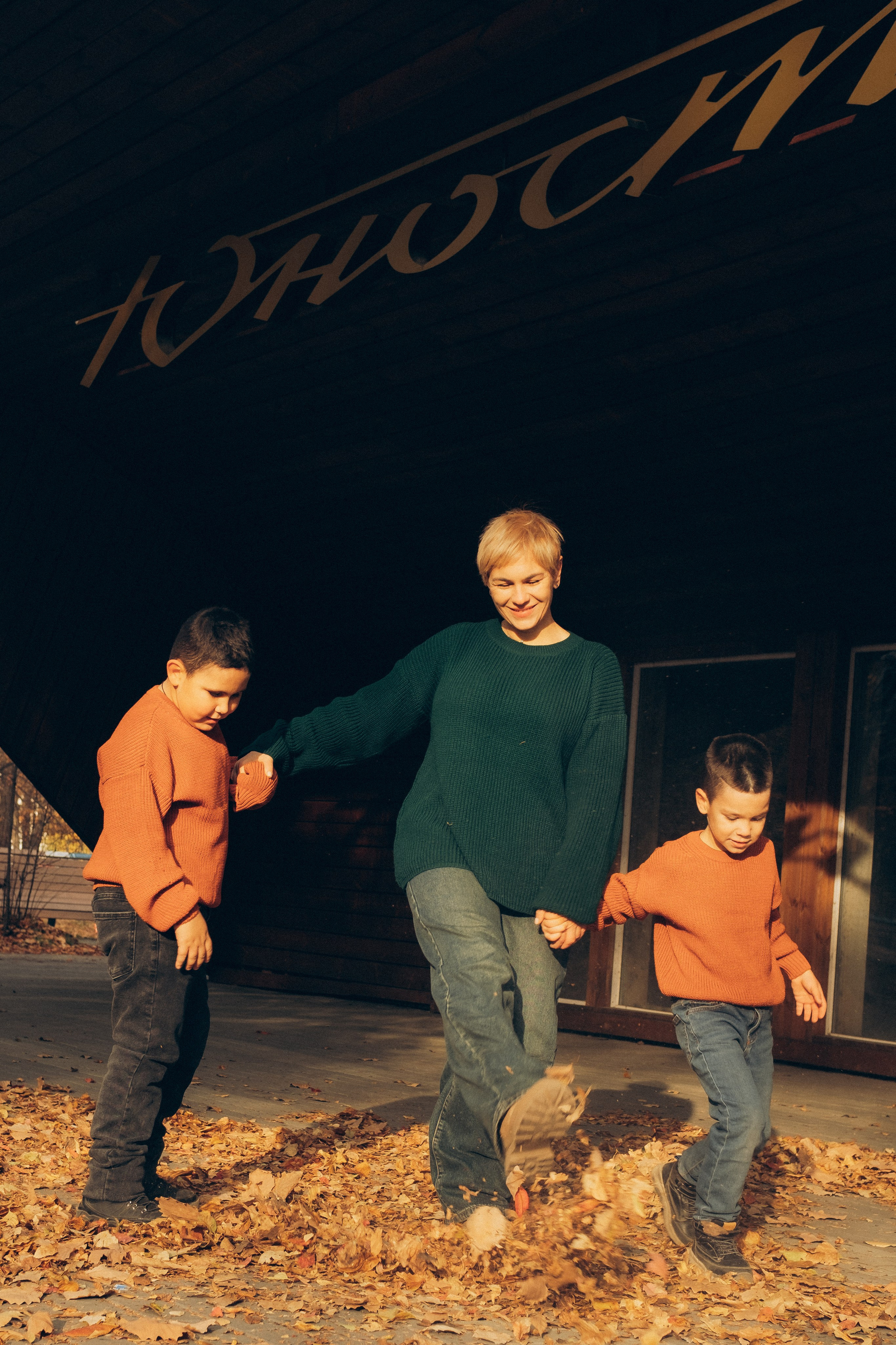 Осенние семейные истории. Семейный и женский фотограф в городе Благовещенск Надежда Буярова