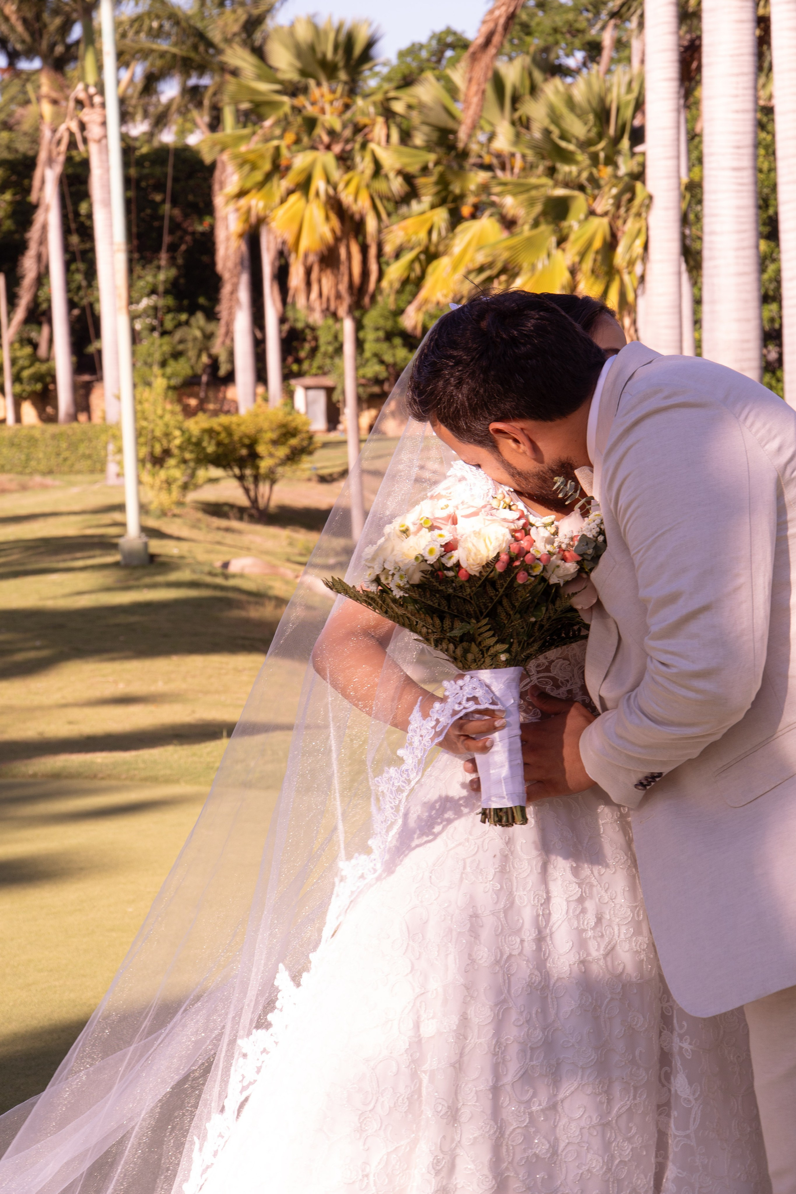 Carola & Gerson. Wedding Photographer in Barcelona and Medellin