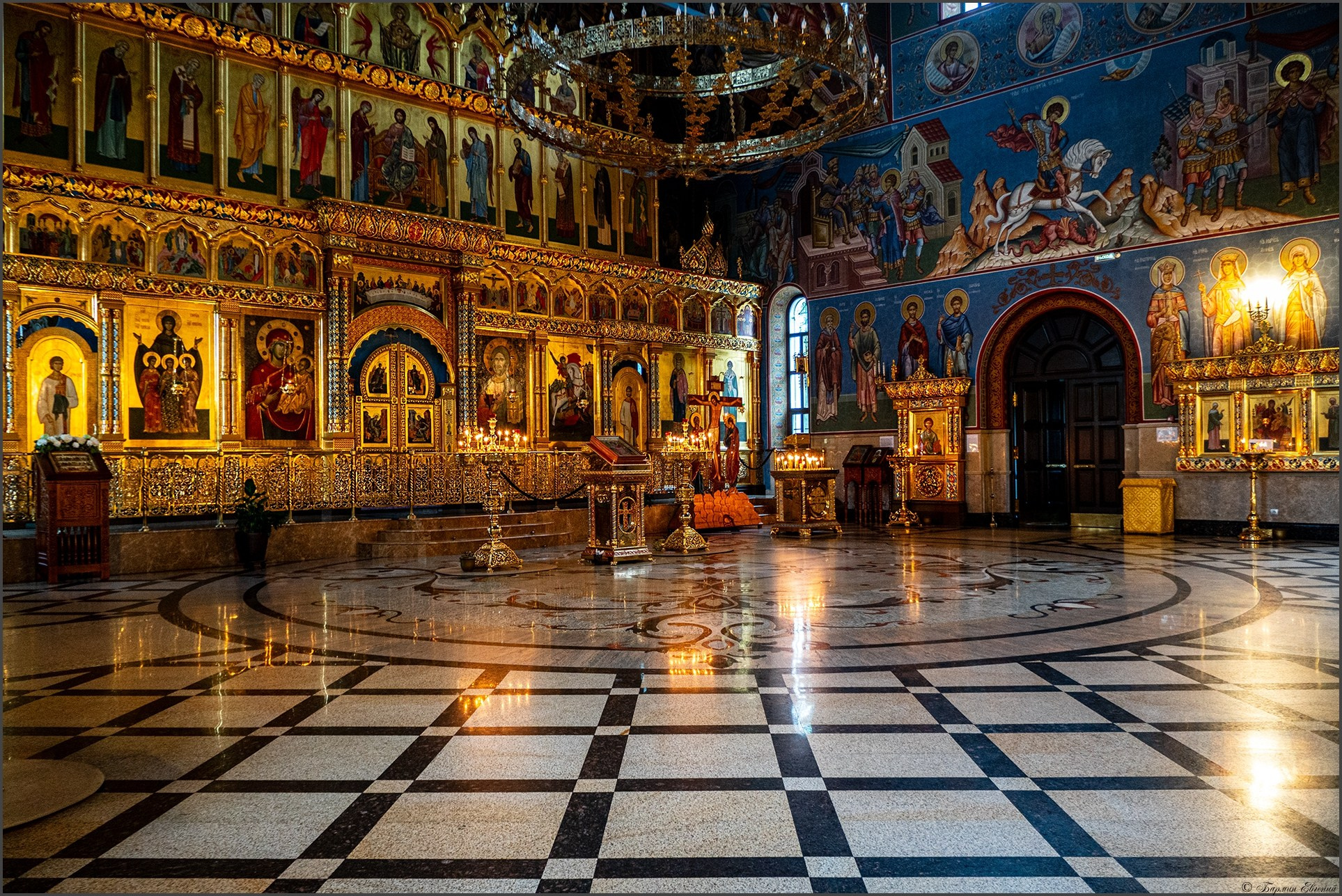 Храм в честь вмч Святого Георгия. Фотограф в Сургуте Евгений Бармин