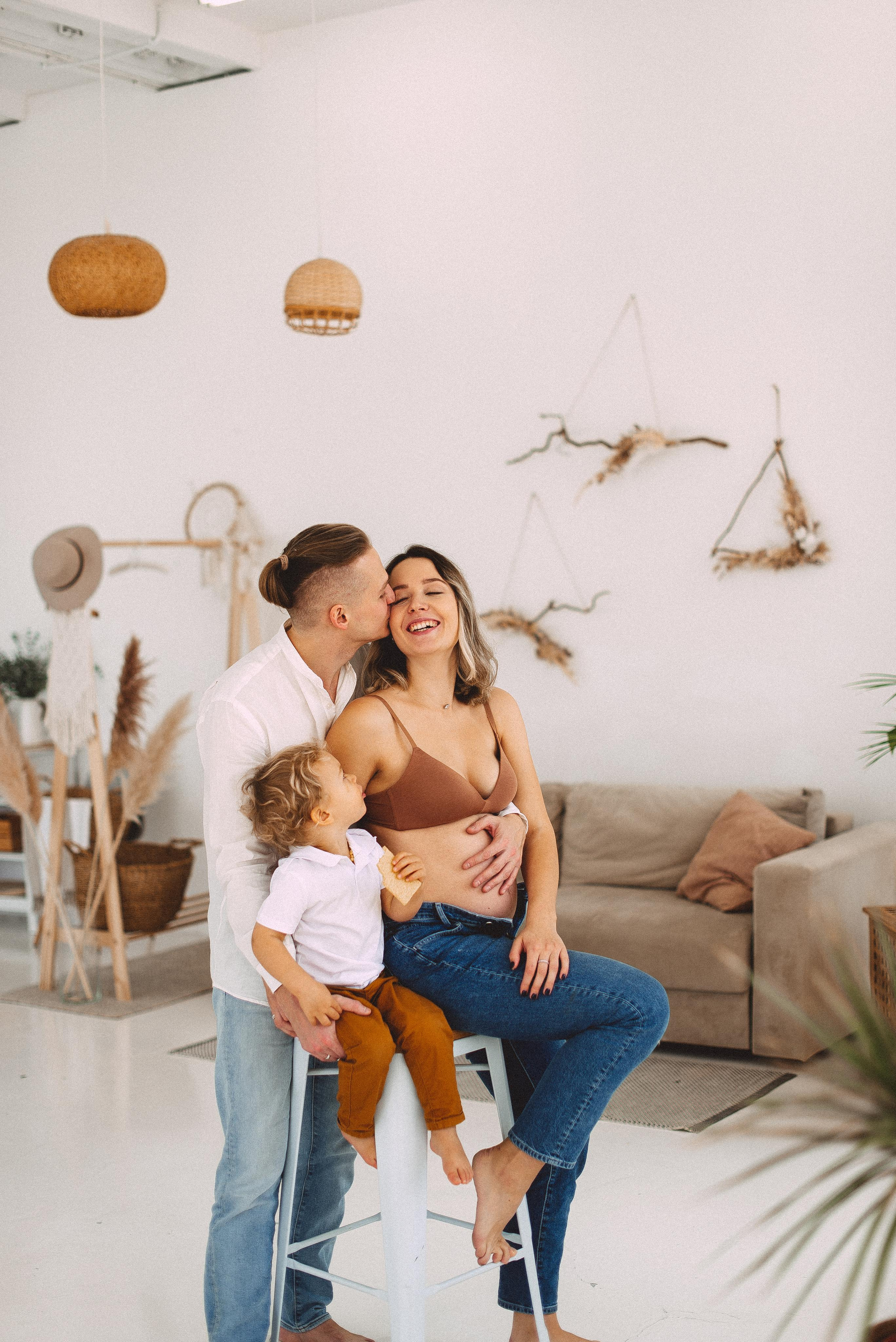 Саша, Петя и Аня в ожидании второго малыша. Семейная фотосессия Бутово Москва фотограф Алина Морщагина