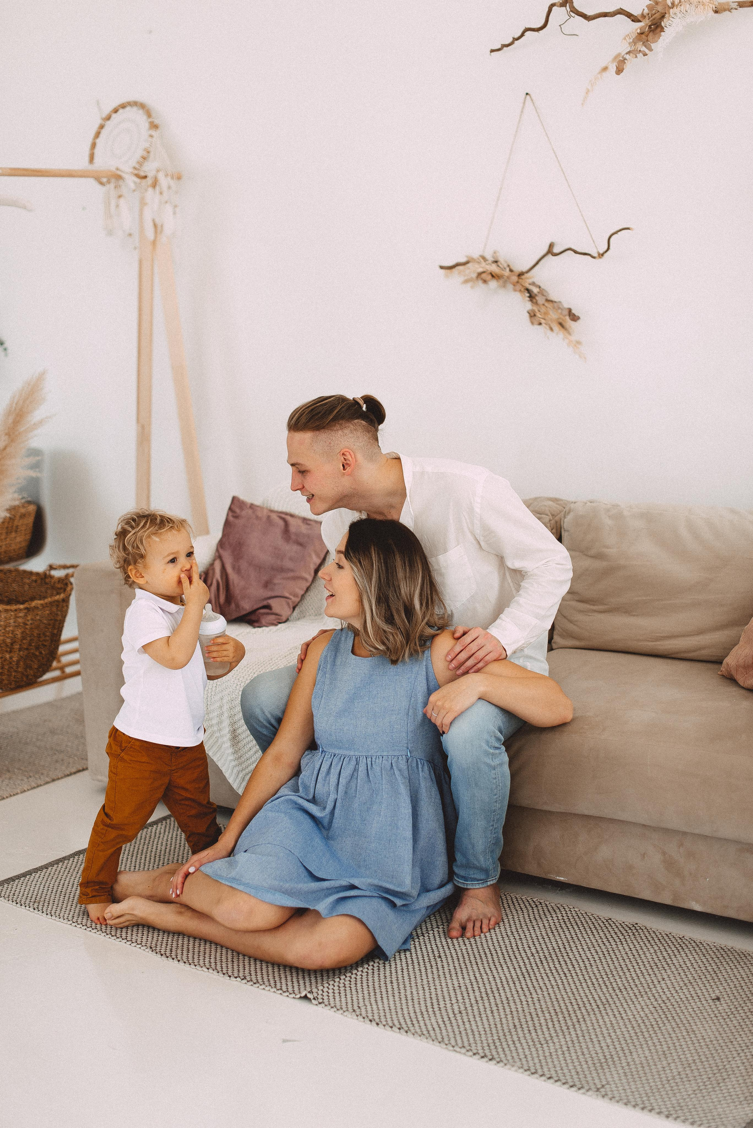 Саша, Петя и Аня в ожидании второго малыша. Семейная фотосессия Бутово Москва фотограф Алина Морщагина