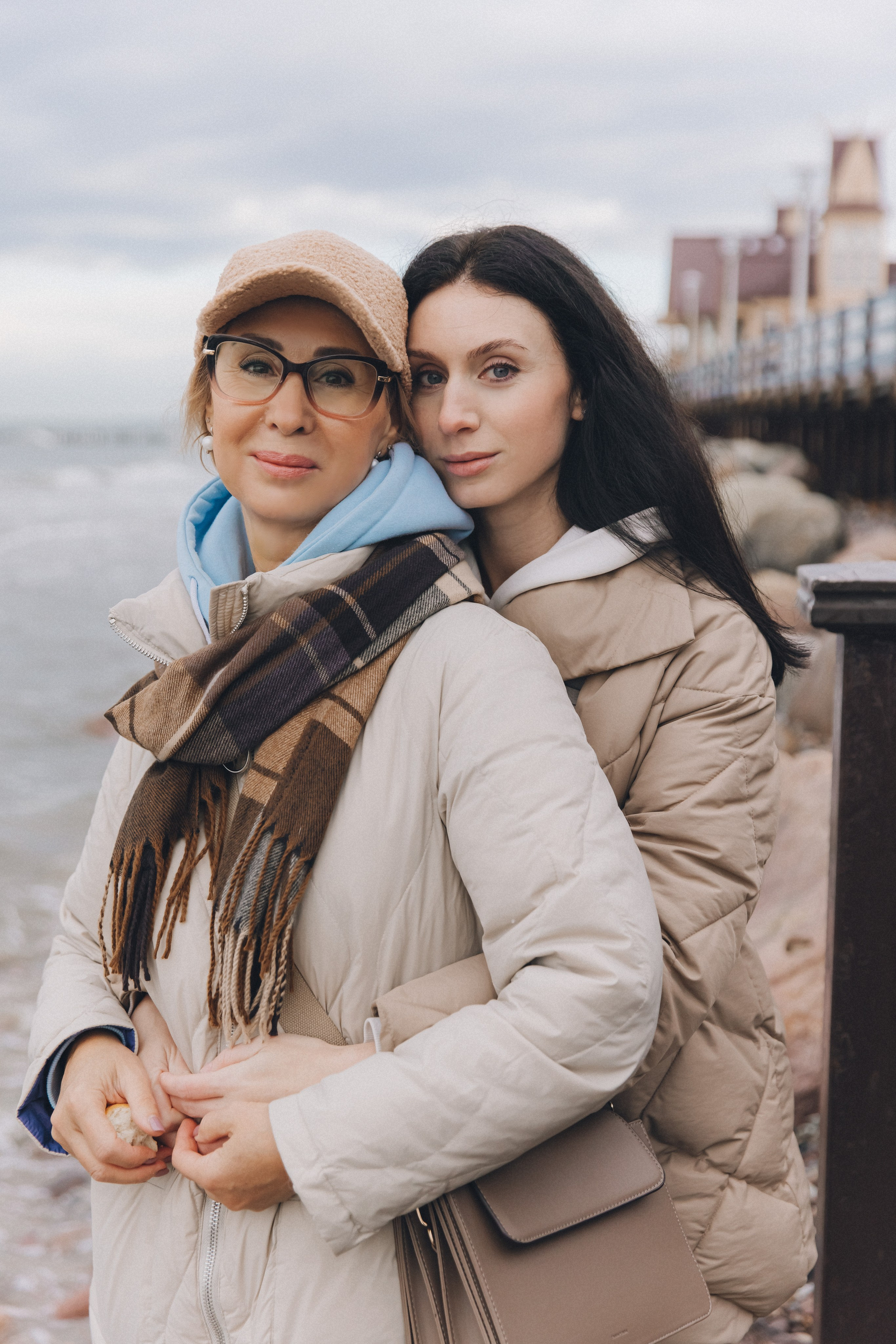 Ирина с дочерью. Фотограф Зеленоградск Красильникова Елена