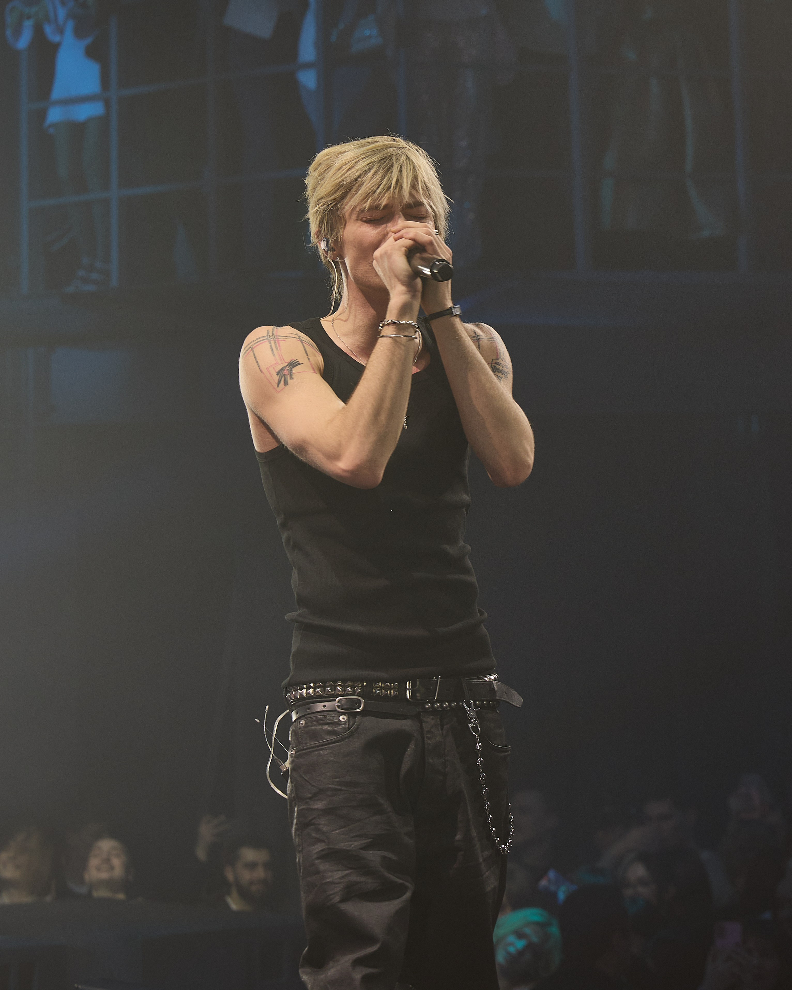 Nkeei, Unique, Artem Shilovets. Святослав Лебедев | Рекламный фотограф — Коммерческая съемка, Арт-дирекшн, AI-интеграция