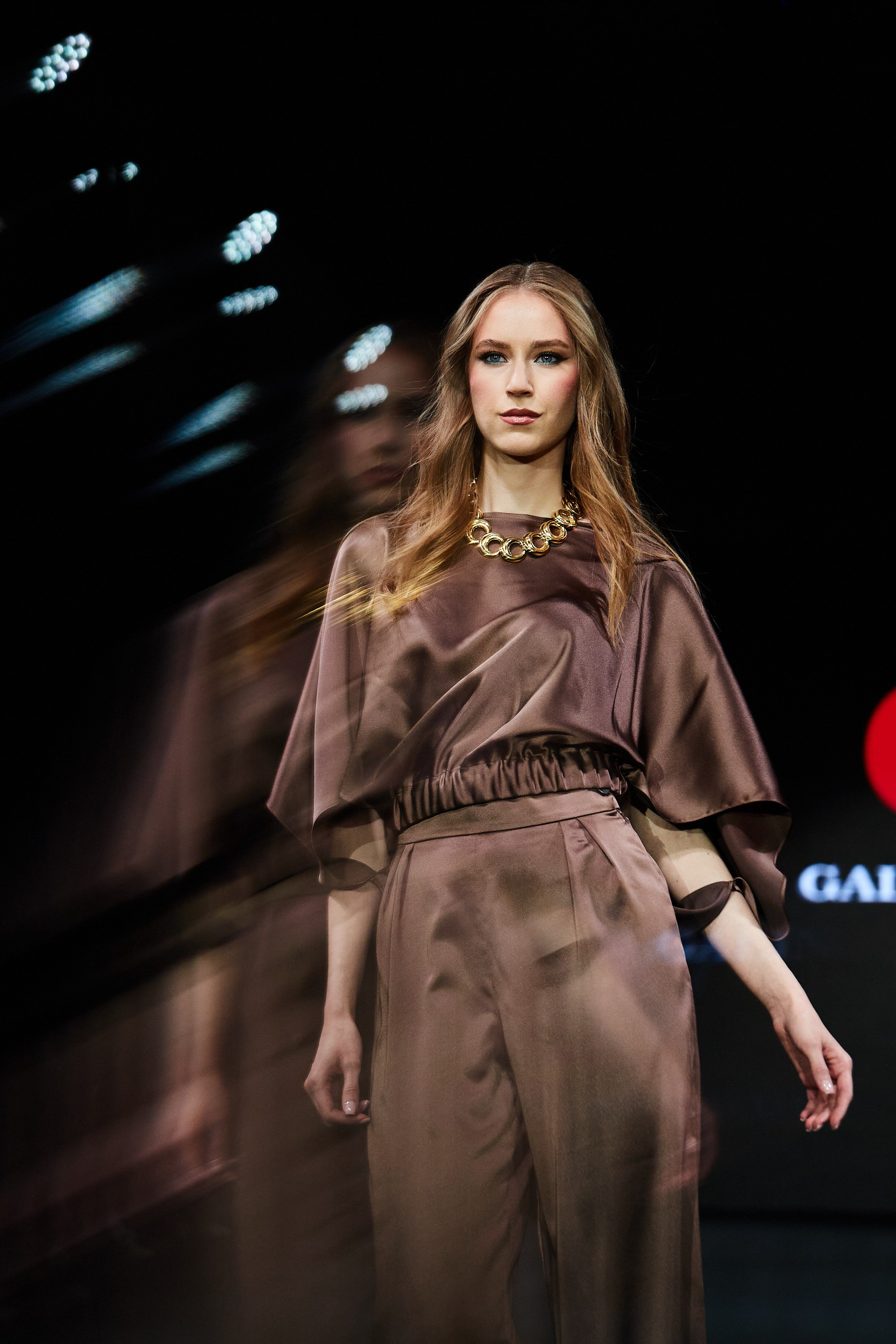 Sochi Fashion Week май 2026. Профессиональный фотограф в Сочи Виктория Джой. Обучение