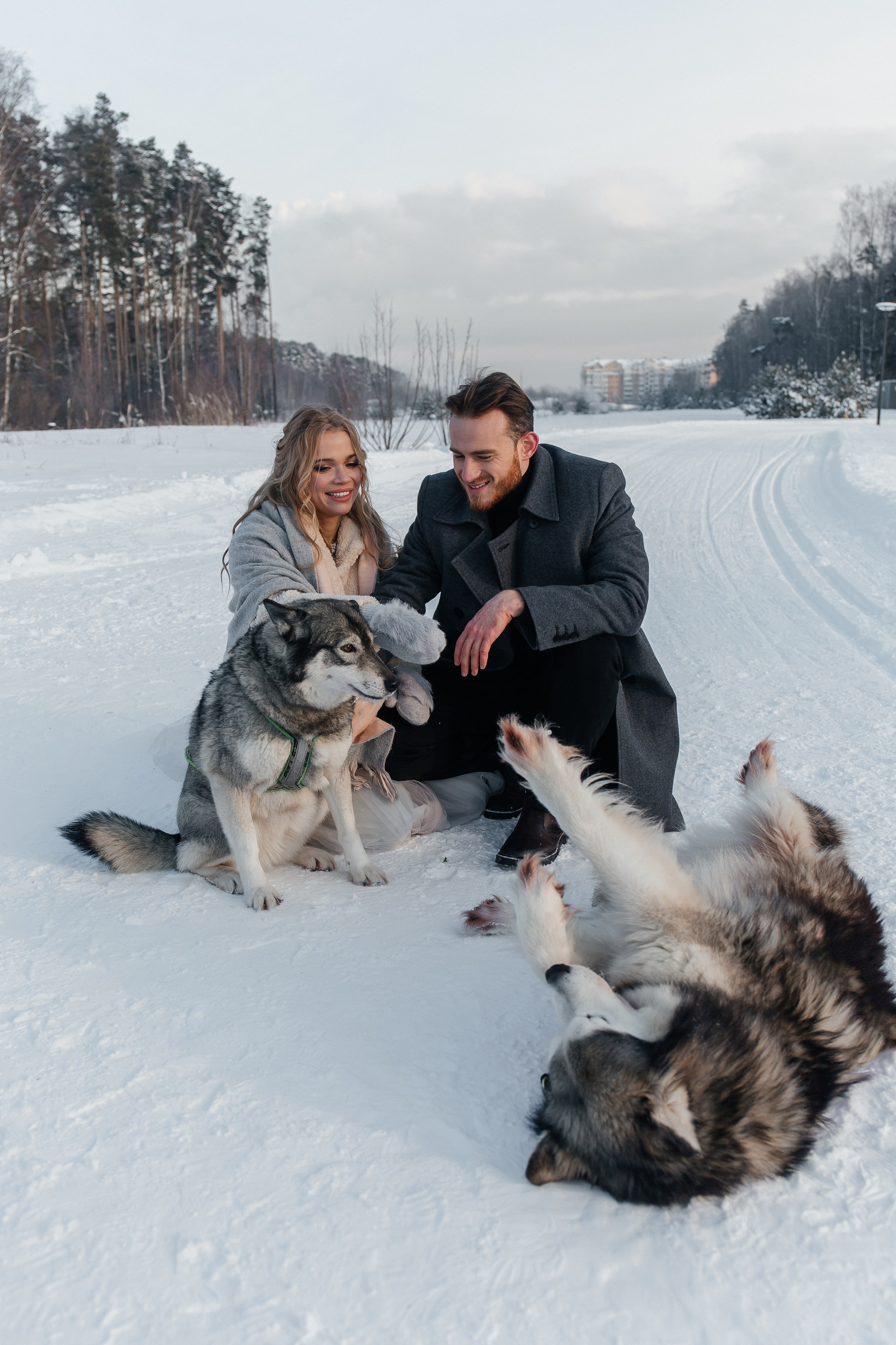 Свадебная фотосессия зимой. Фото Радости. Свадебный и семейный фотограф в Москве Юлия Самойлова