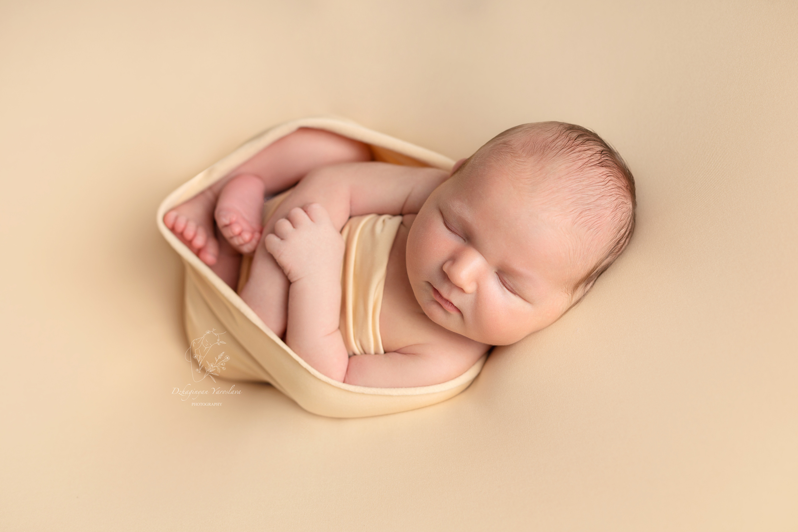 Портфолио фотографа новорожденных Джагинян Ярослава. Фотограф новорожденных Воронеж