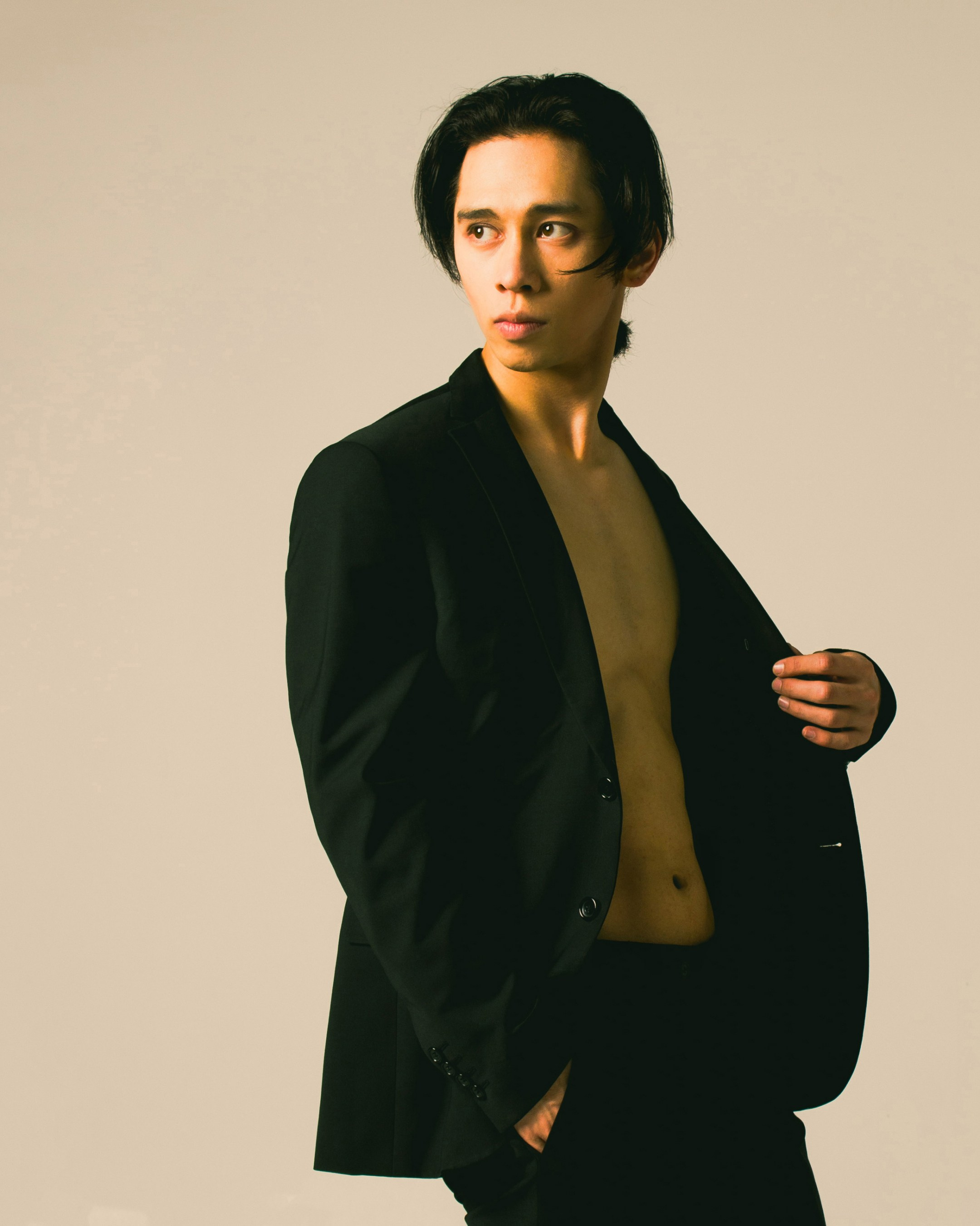 Денис. Профессиональная студийная фотосъёмка | портрет, арт | Виталий Горбачёв