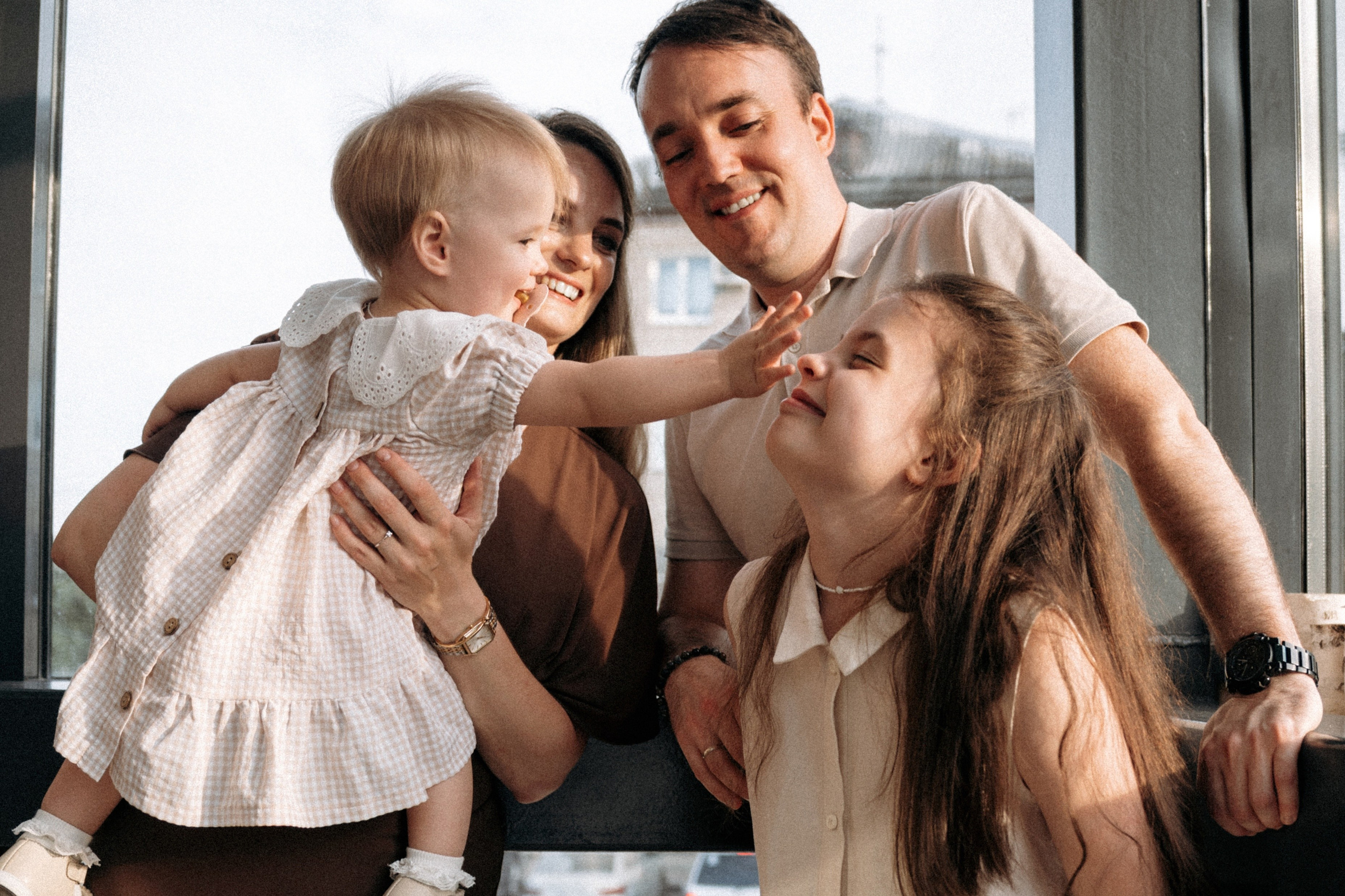 Семейная фотосессия на берегу реки для Миши, Тани, Сони и Таи. Свадебный фотограф в Тамбове Павел Четвертков